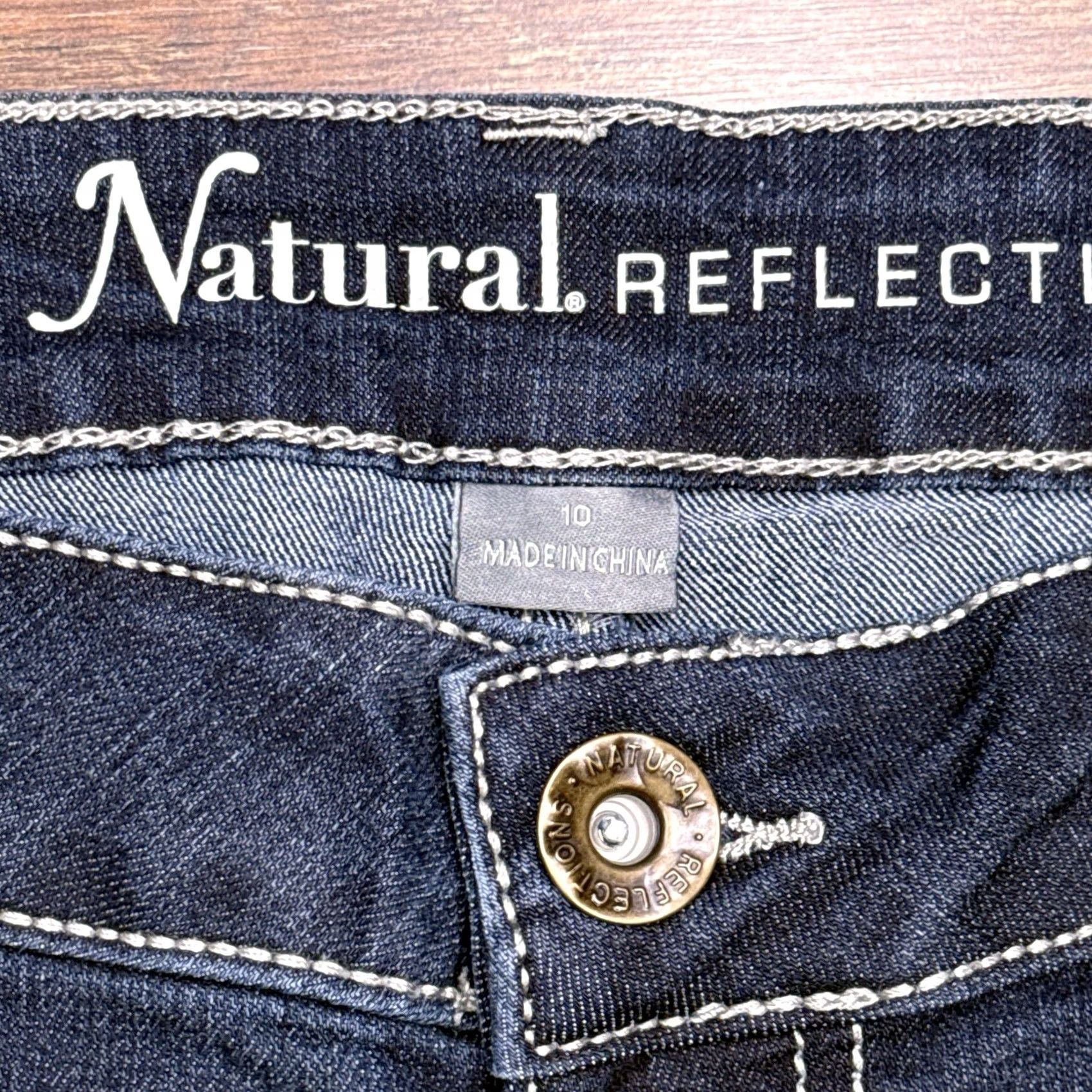 Vintage Natural Reflections Jeans Womens 10 Straight Denim Blue 5-Pocket Mid Rise Button Zip Embroidered Reflective Natures Reflections Vintage No Size 32" / US 10 / IT 46 - 4 Thumbnail