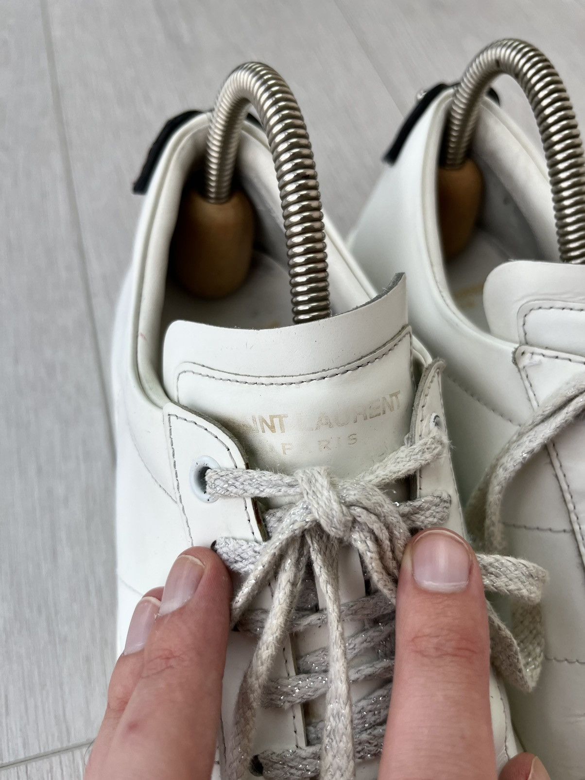 Saint Laurent Paris Saint Laurent SL/01 Signature Court Classic Lips Sneakers Size US 8 / IT 38 - 16 Thumbnail