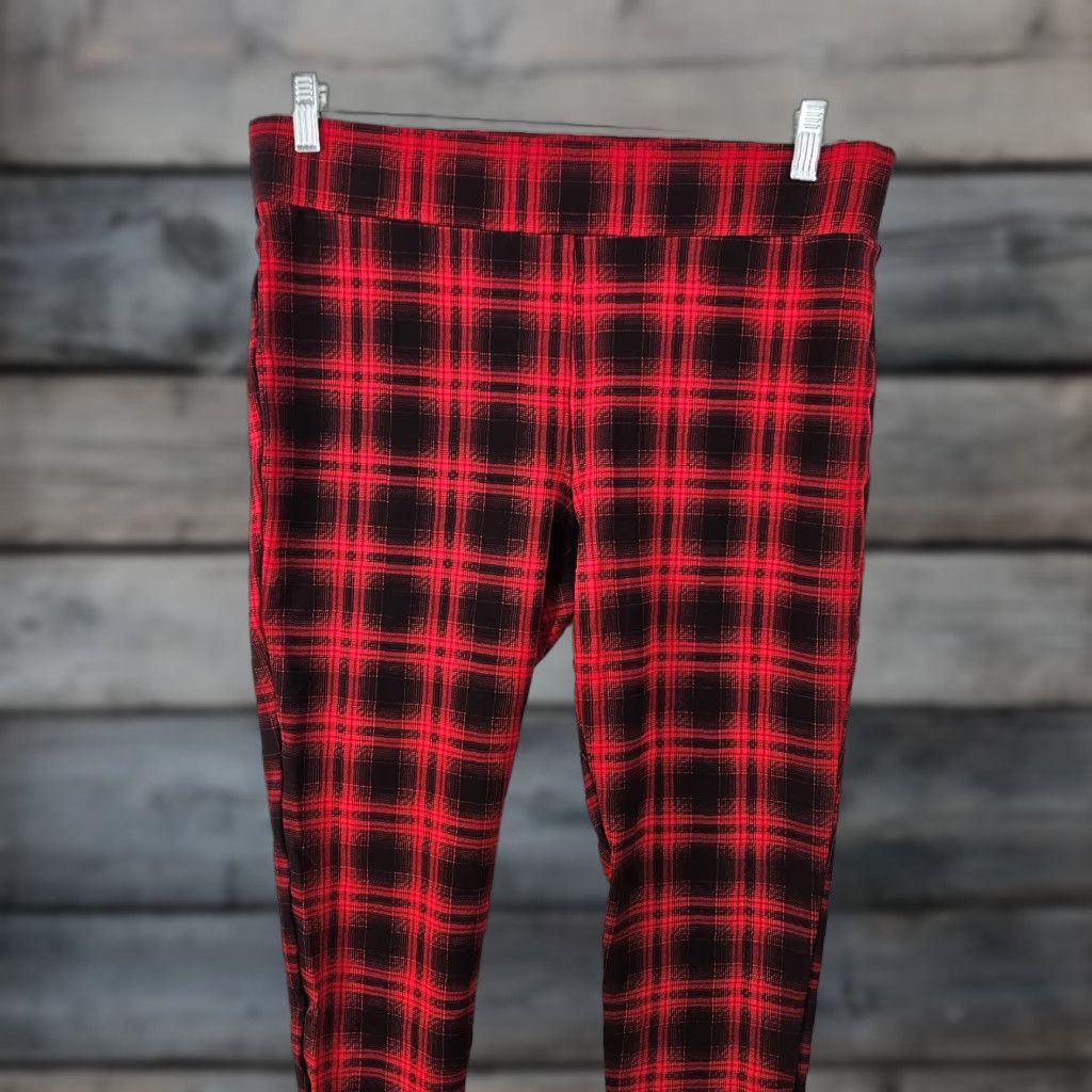 Loft VINTAGE LOFT? Ann Taylor LOFT Womens Leggings Cropped Size L Red Plaid Mid Rise Size 36" / US 14 / IT 50 - 1 Thumbnail