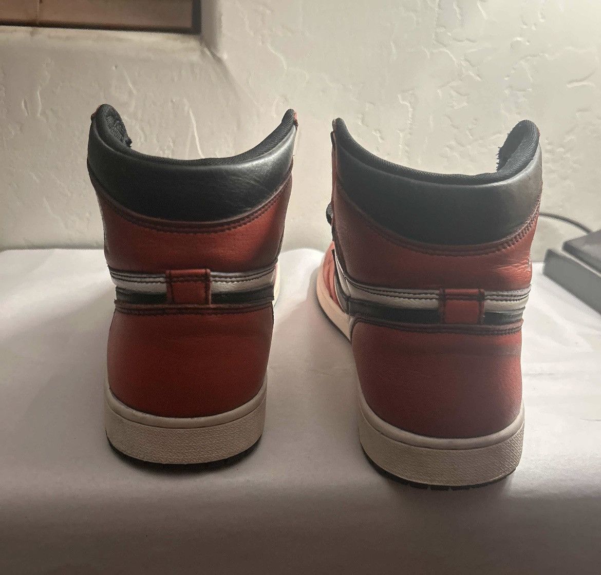 Jordan Brand Jordan 1 LA to Chicago Size US 10.5 / EU 43-44 - 4 Thumbnail