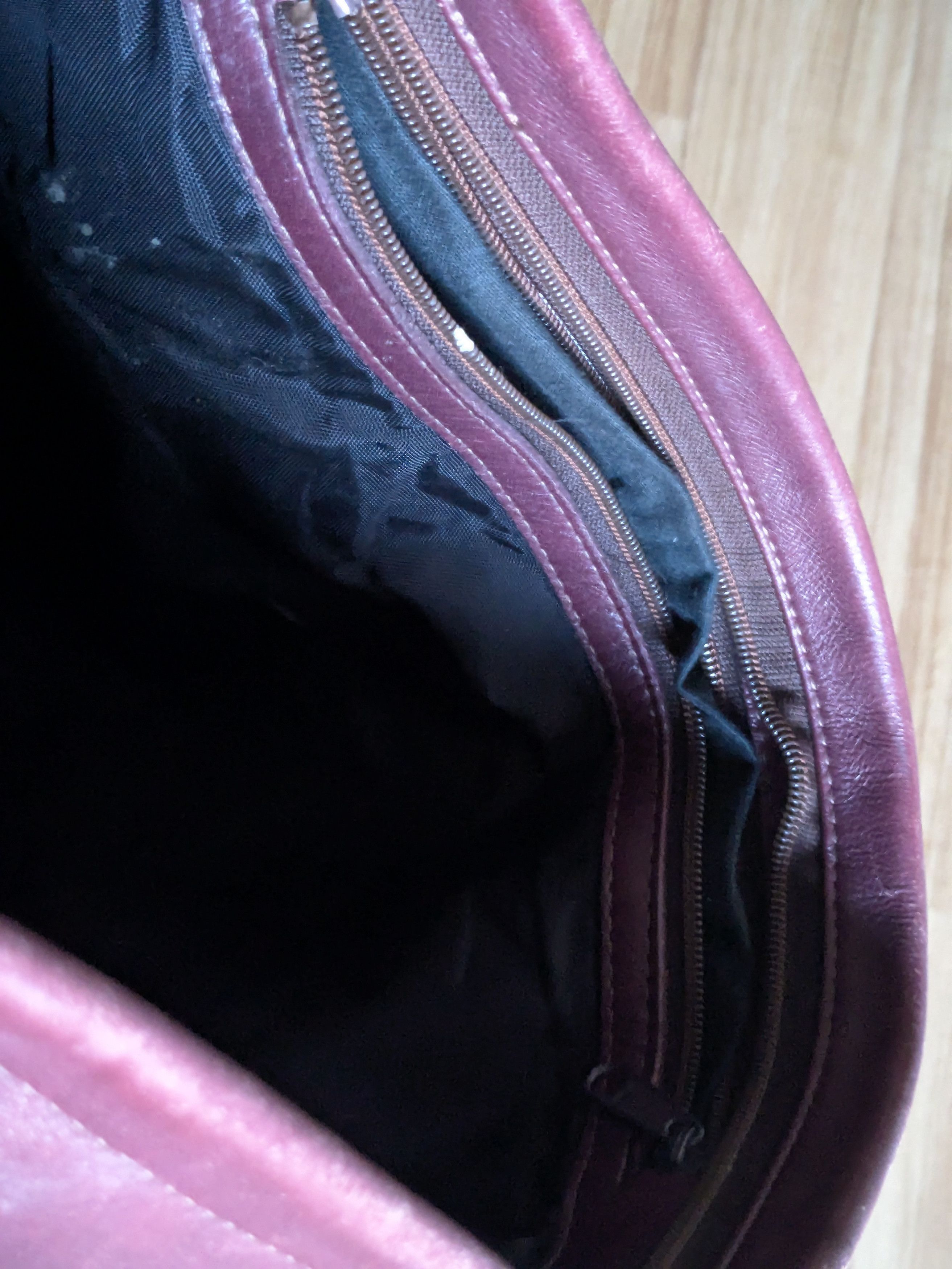 Genuine Leather Vintage Leather Tote Bag Burgundy Zipper Strap Pockets Size ONE SIZE - 10 Thumbnail