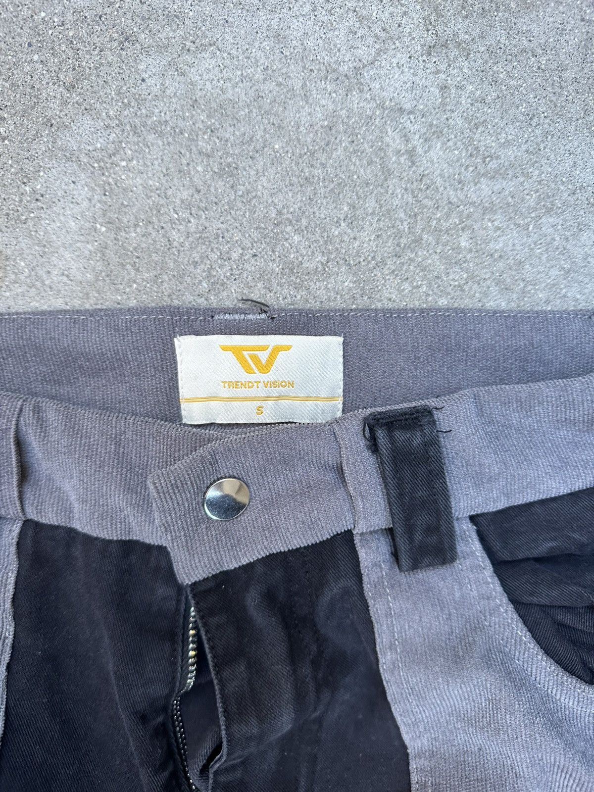Trendt Vision Trent Vision Black & Grey corduroy flared pants Size US 30 / EU 46 - 2 Thumbnail