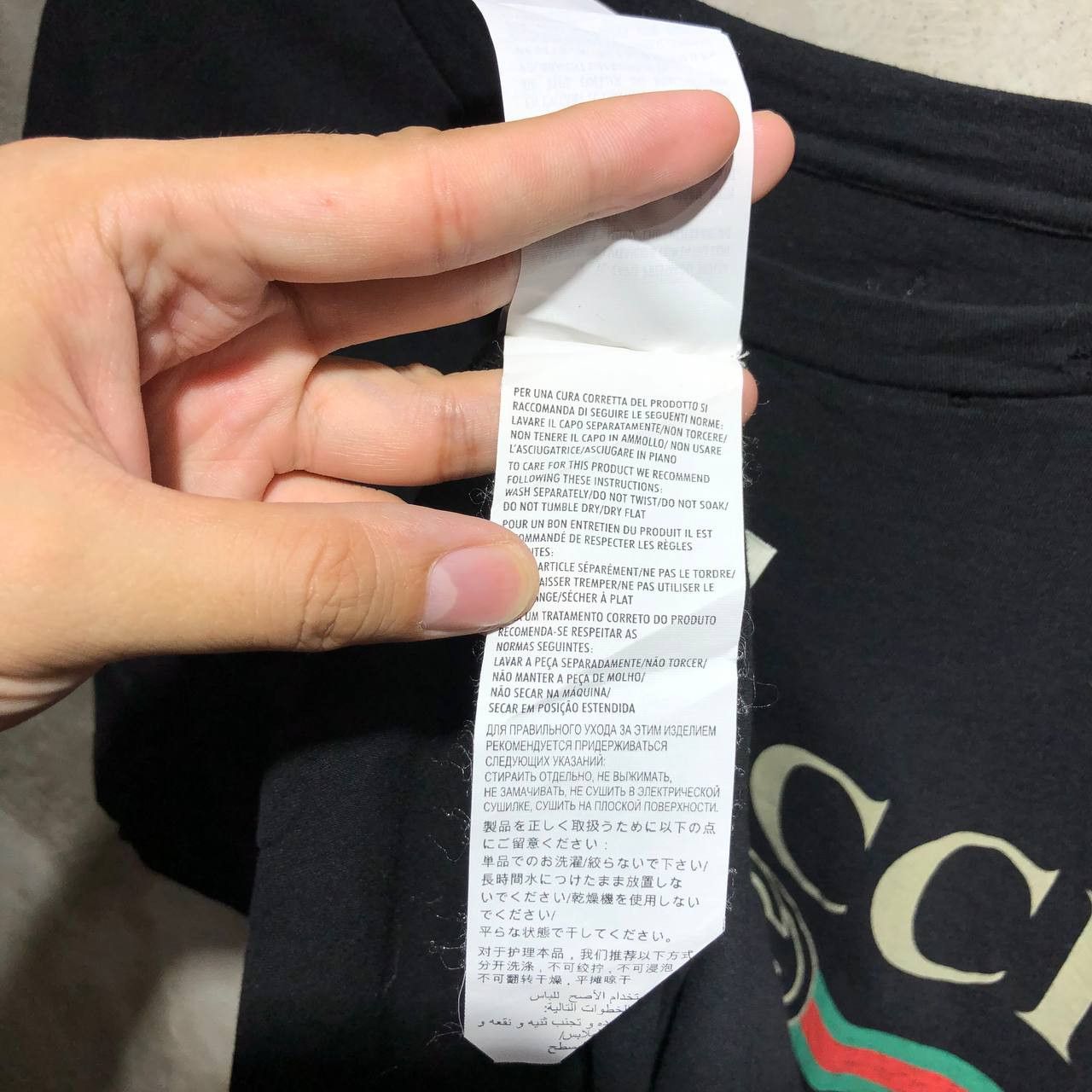 Gucci Gucci Logo Flower Embroidered distressed tee Size US S / EU 44-46 / 1 - 5 Thumbnail