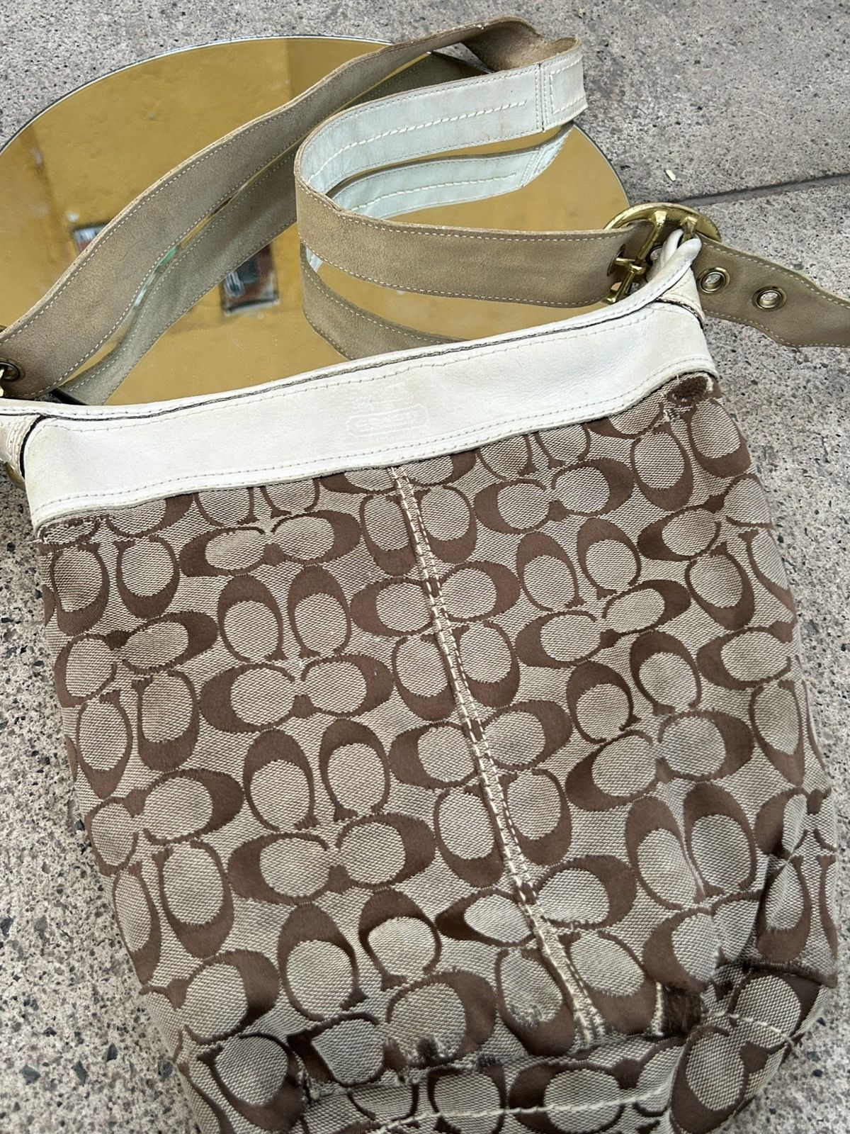Coach Coach Signature Canvas Shoulder Bag / Brown & Cream Size ONE SIZE - 2 Thumbnail