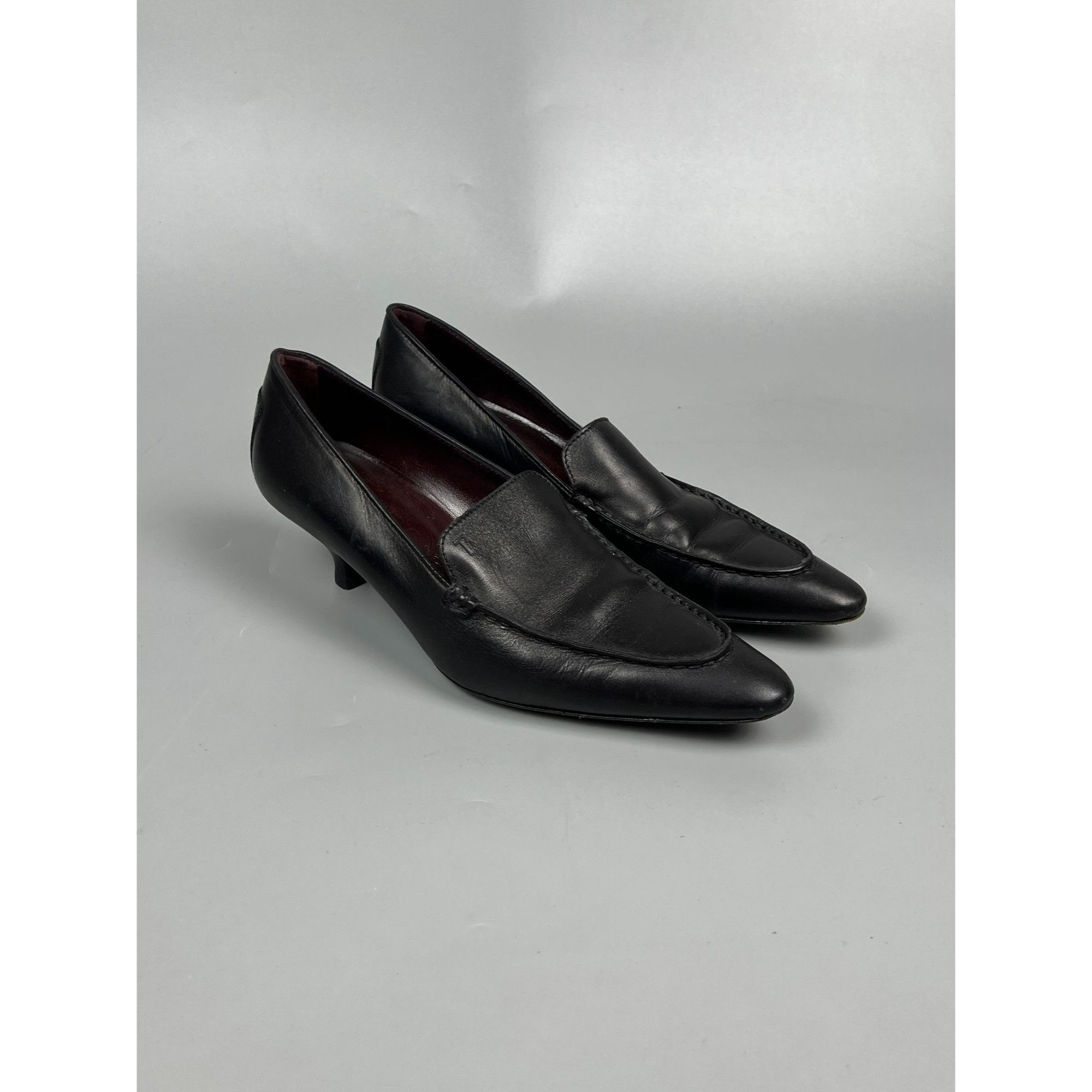 Tod's Tod’s Pointed Toe Kitten Heel Leather Pumps (Y01030) Size US 6 / IT 36 - 2 Thumbnail