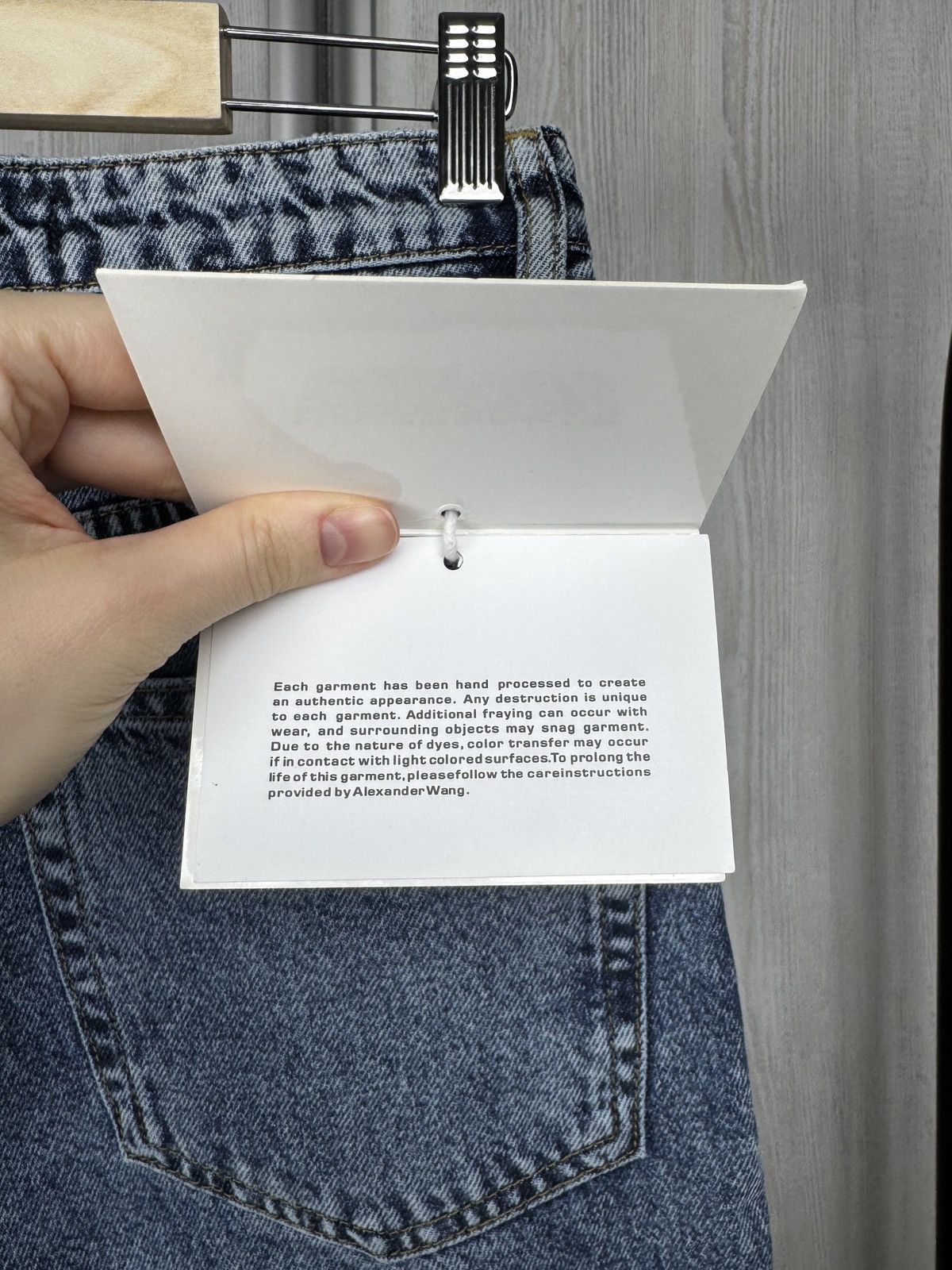 Alexander Wang Alexander Wang light blue Mom High Rise denim jeans size 28 Size 28" / US 6 / IT 42 - 10 Thumbnail