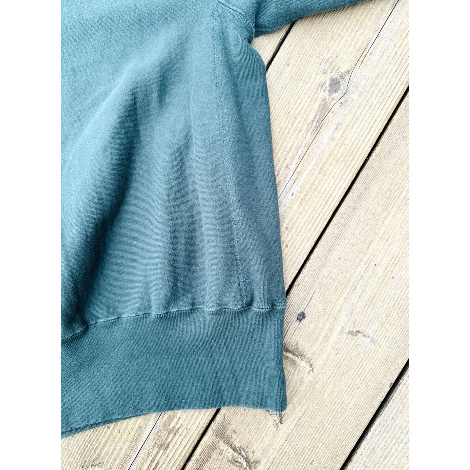Champion VINTAGE Champion Reverse Weave Sweatshirt L USA Green Small Logo 90s Blank Size US L / EU 52-54 / 3 - 7 Thumbnail