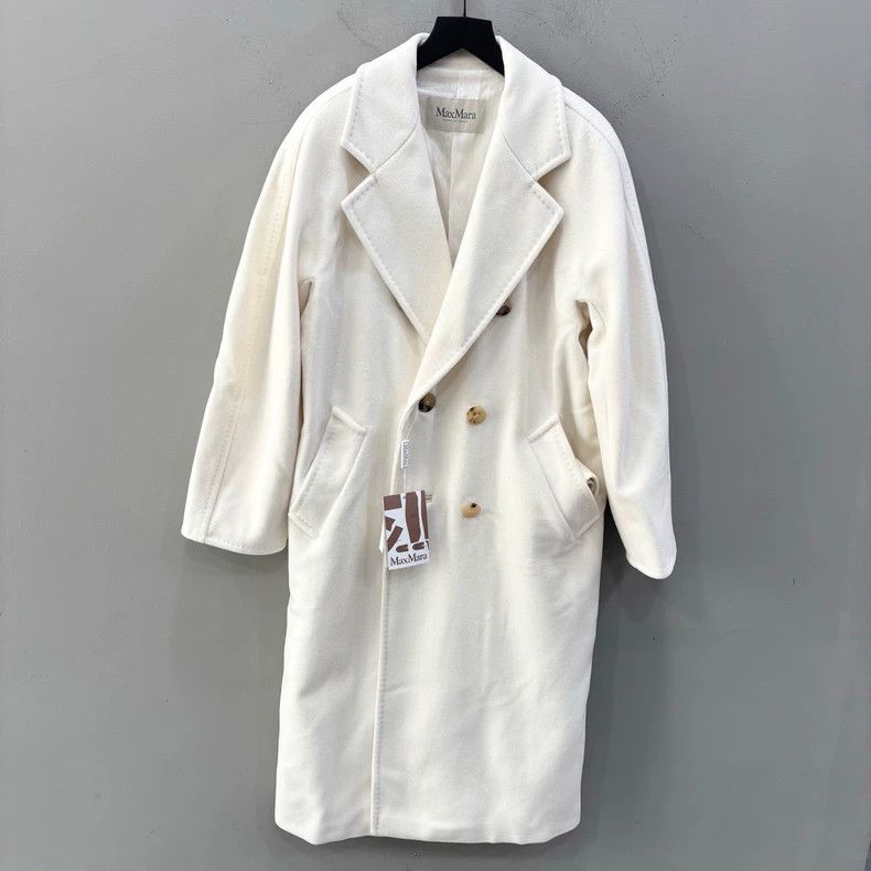 Max Mara Max Mara Classic 101801 white double-breasted wool coat Size M / US 6-8 / IT 42-44 - 2 Thumbnail