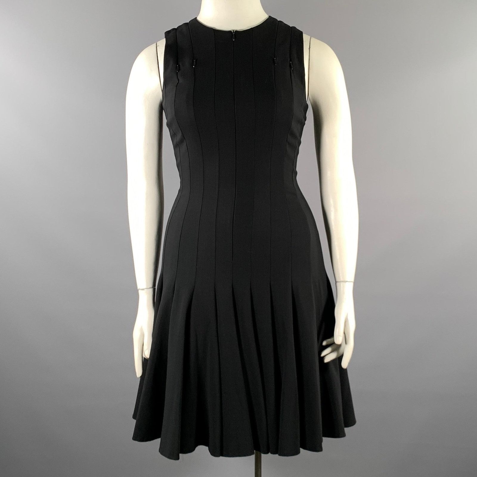 Akris AKRIS Size 8 Black Wool A-Line Knee-Length Cocktail Dress Size M / US 6-8 / IT 42-44 - 1 Thumbnail