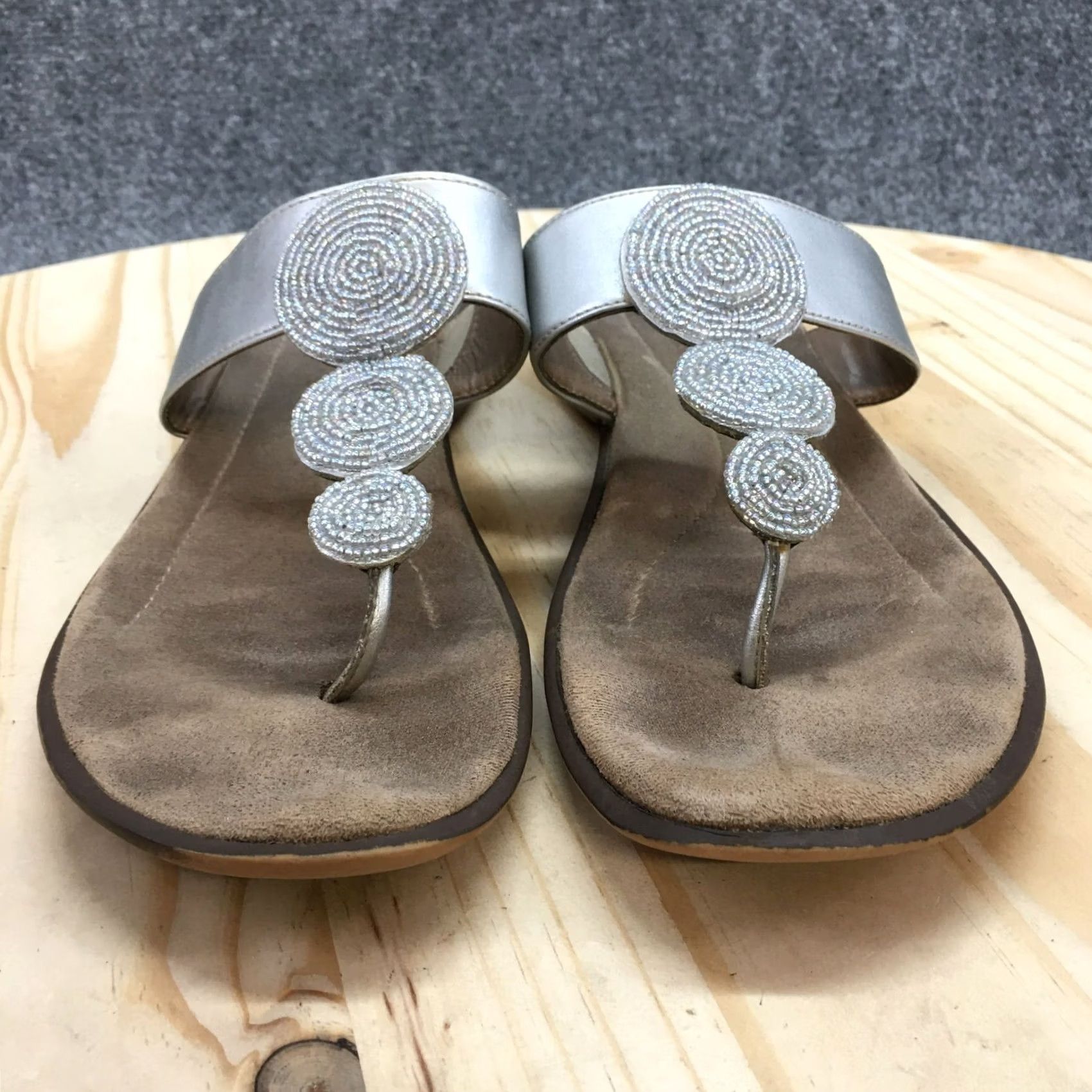 Naturalizer Naturalizer Sandals Womens 8M Jillian Thong Gray Faux Leather Rhinestone Casual Size US 8 / IT 38 - 4 Thumbnail