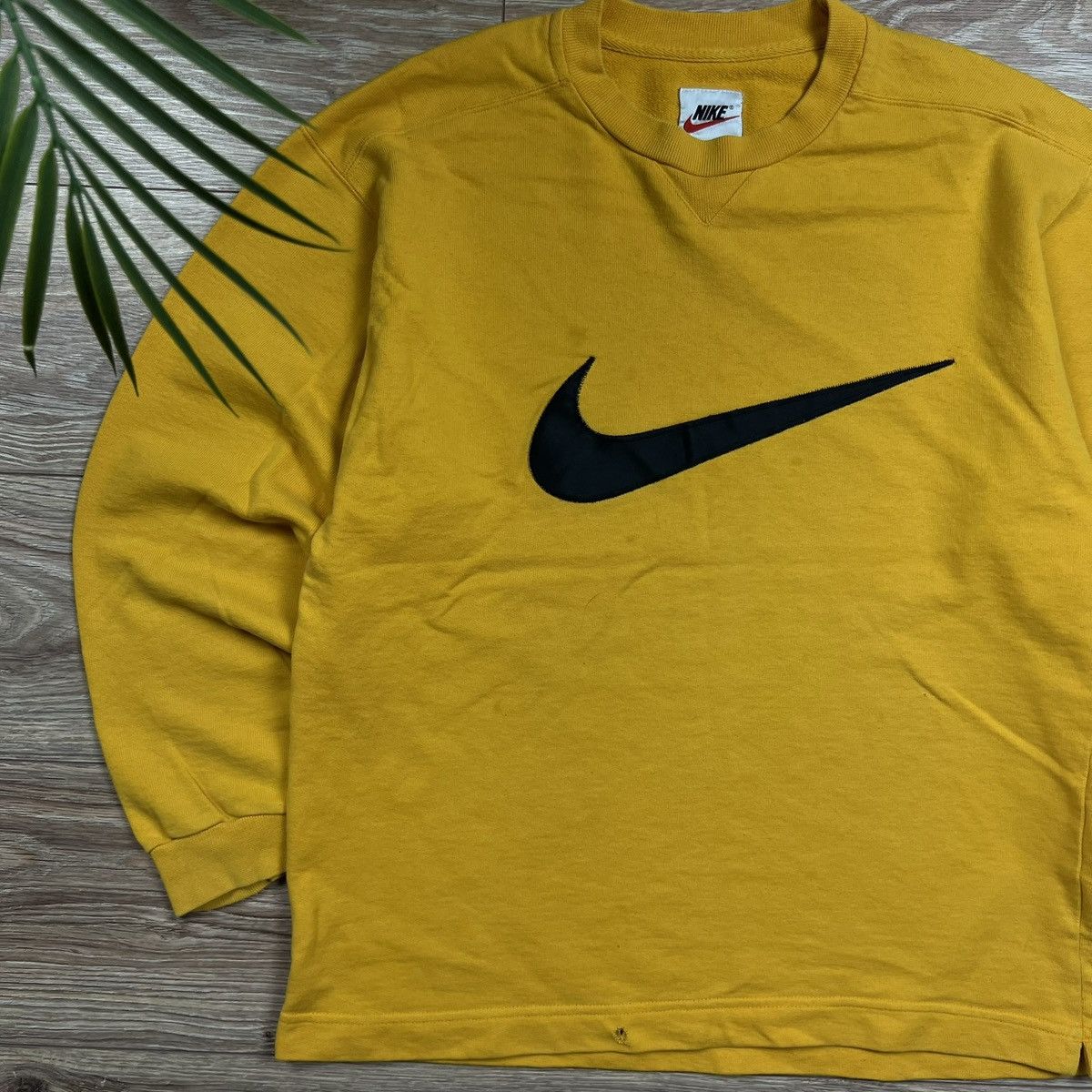 Nike 90s Nike Big Central Swoosh Vintage Y2K Sweatshirt Size US M / EU 48-50 / 2 - 2 Thumbnail