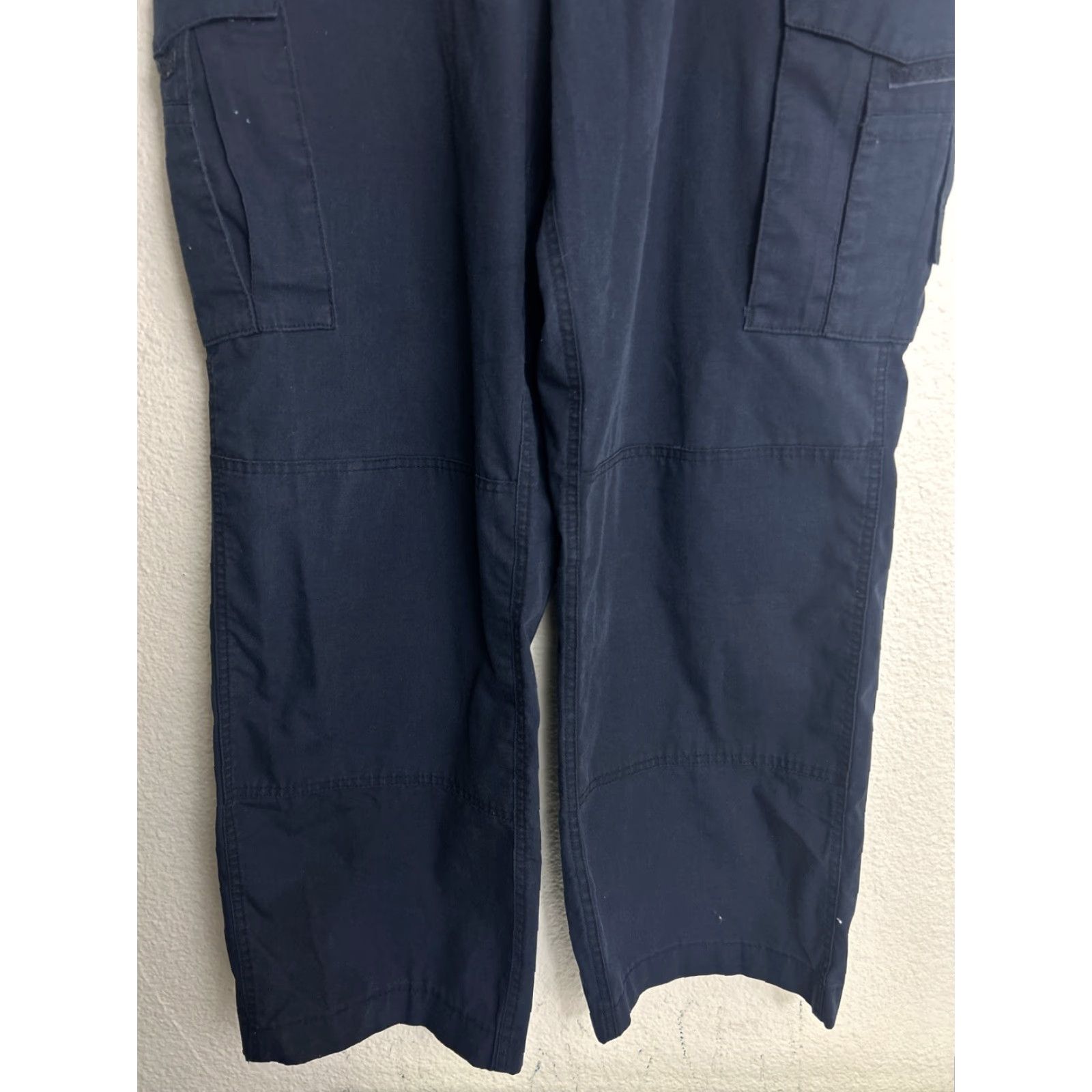 Propper **PROPPER Mens Tactical Cargo Pants Size 40 Navy Blue** User: PROPPER Mens Tactical Cargo Pants Size 40 Navy Blue Size US 40 / EU 56 - 2 Thumbnail