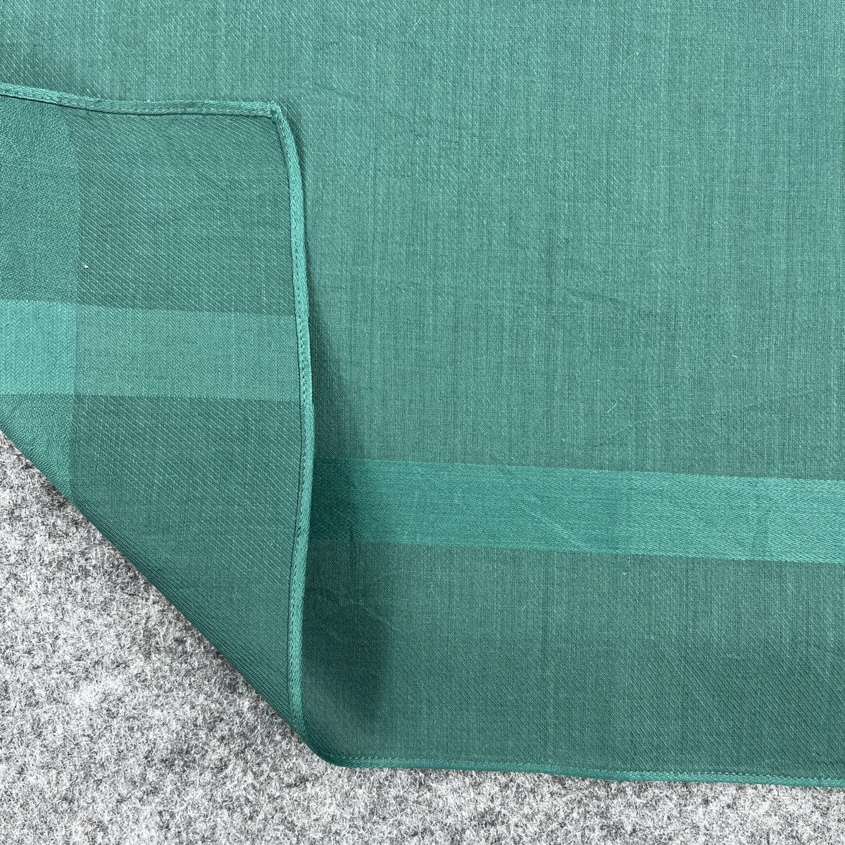 Pierre Balmain Pierre Balmain Handkerchief / Bandana / Neckerchief B1297 Size ONE SIZE - 3 Thumbnail
