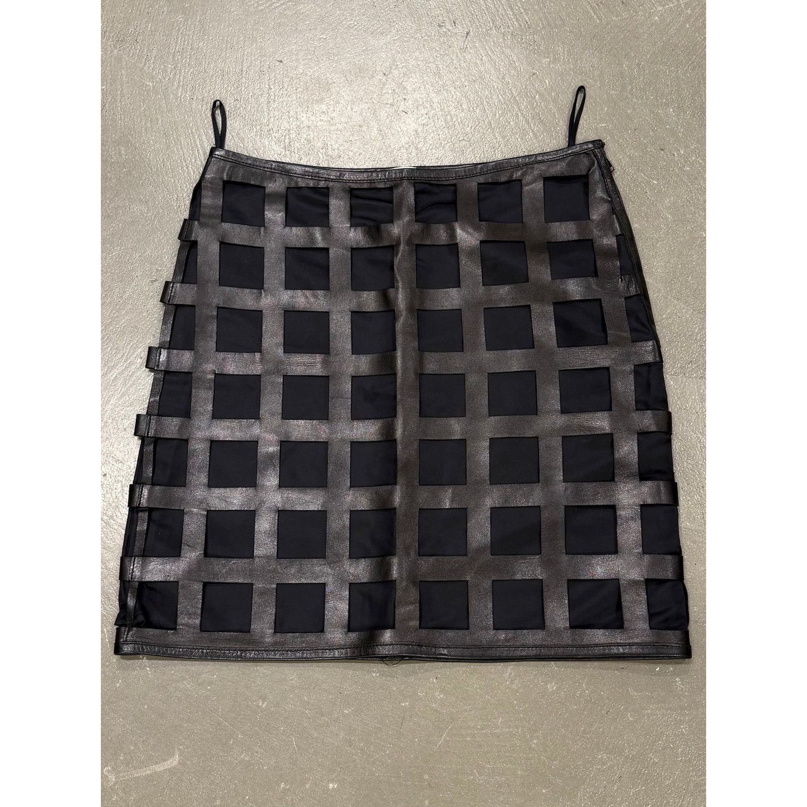 Miu Miu 2000s Miu Miu lazer cut leather skirt Size 26" / US 2 / IT 38 - 1 Thumbnail