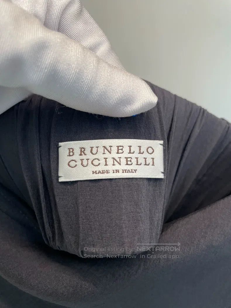 Brunello Cucinelli Brunello Cucinelli size M Navy blue sequin cashmere sweater Size 26" / US 2 / IT 38 - 2 Thumbnail