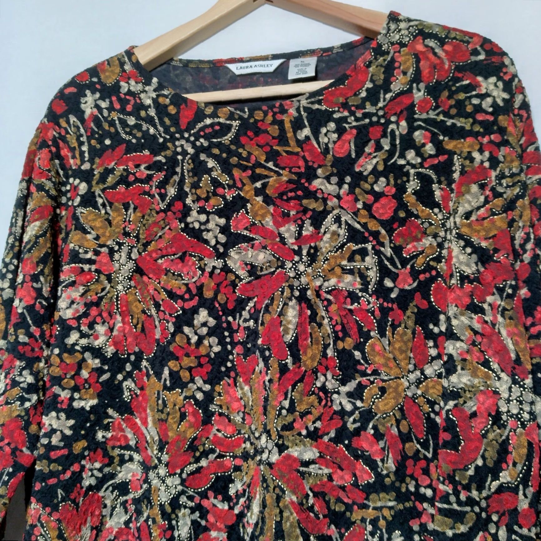 Laura Ashley Laura Ashley Shirt Women XL Black Maroon Tan Floral Stretch Textured Abstract Size XL / US 12-14 / IT 48-50 - 3 Thumbnail