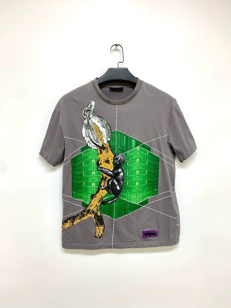 Prada Prada Short-sleeved T-shirt 2501-Nextarrow Size US L / EU 52-54 / 3 - 1 Thumbnail