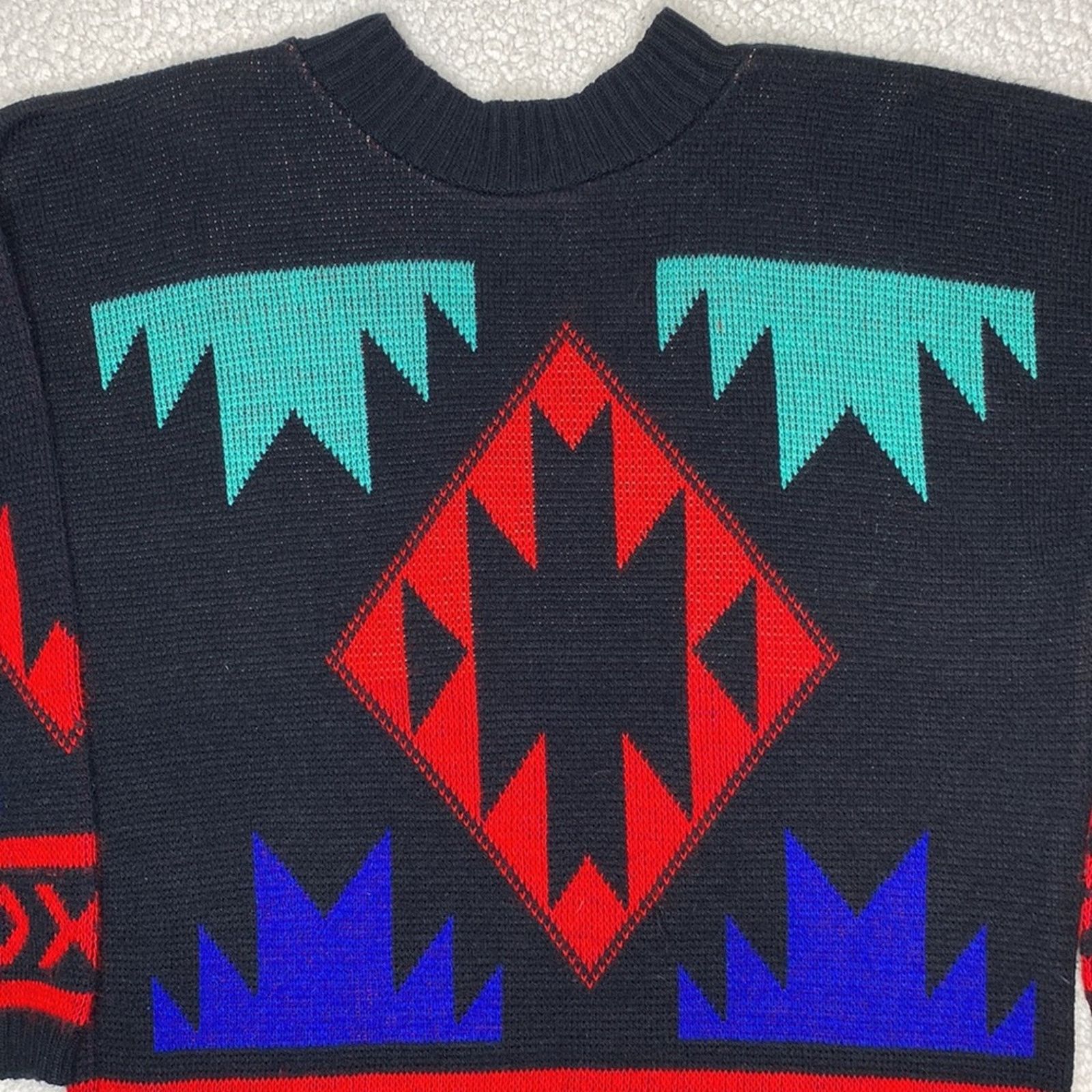 Vintage Vintage Spring Season Geometric Sweater red black Aztec Size US S / EU 44-46 / 1 - 3 Thumbnail