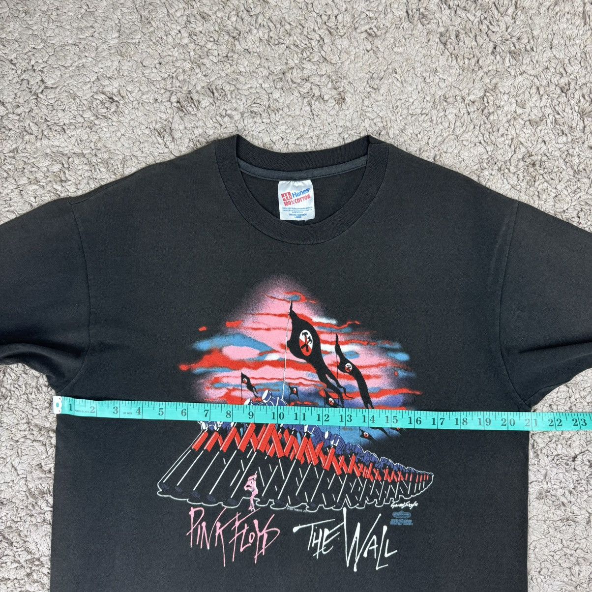 Band Tees Vintage Faded Pink Floyd The Wall "Marching Hammers" T-shirt Size US L / EU 52-54 / 3 - 21 Thumbnail