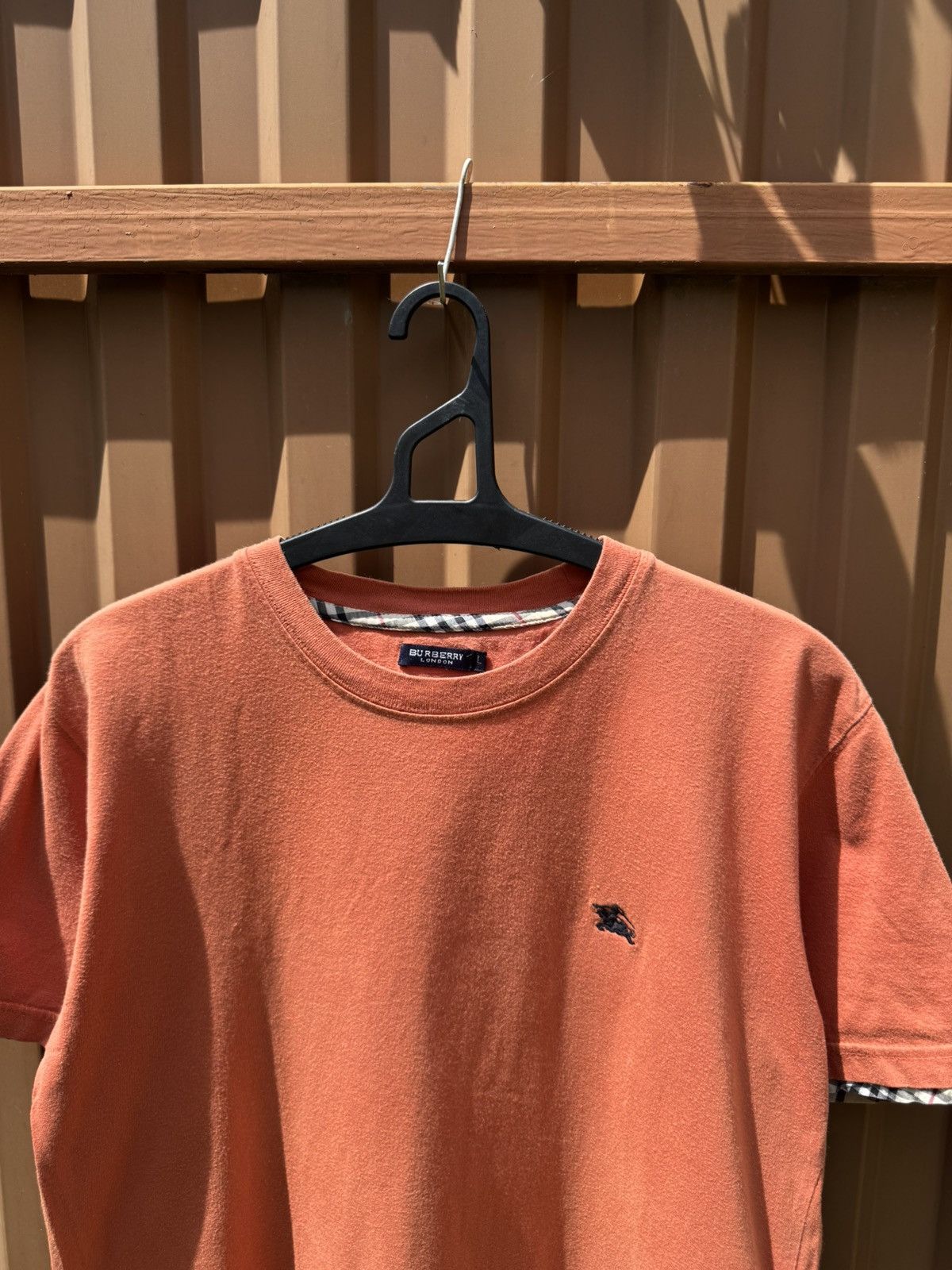Burberry VTG Burberry Y2k Check Fade T-Shirt Size US M / EU 48-50 / 2 - 3 Thumbnail