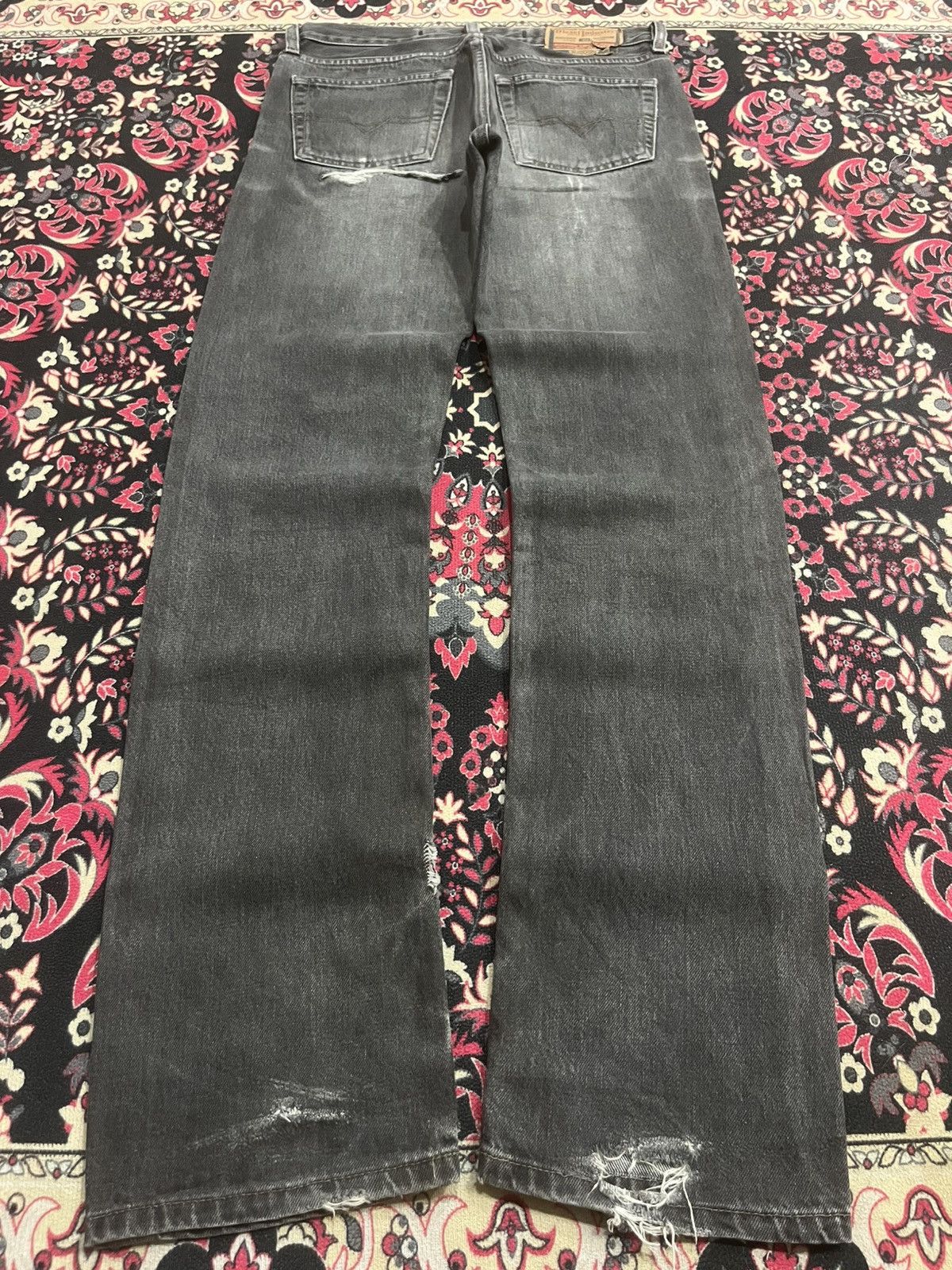 Diesel Vintage Diesel Industry Buttonfly Distressed Whisker Jeans Size 26" / US 2 / IT 38 - 2 Thumbnail