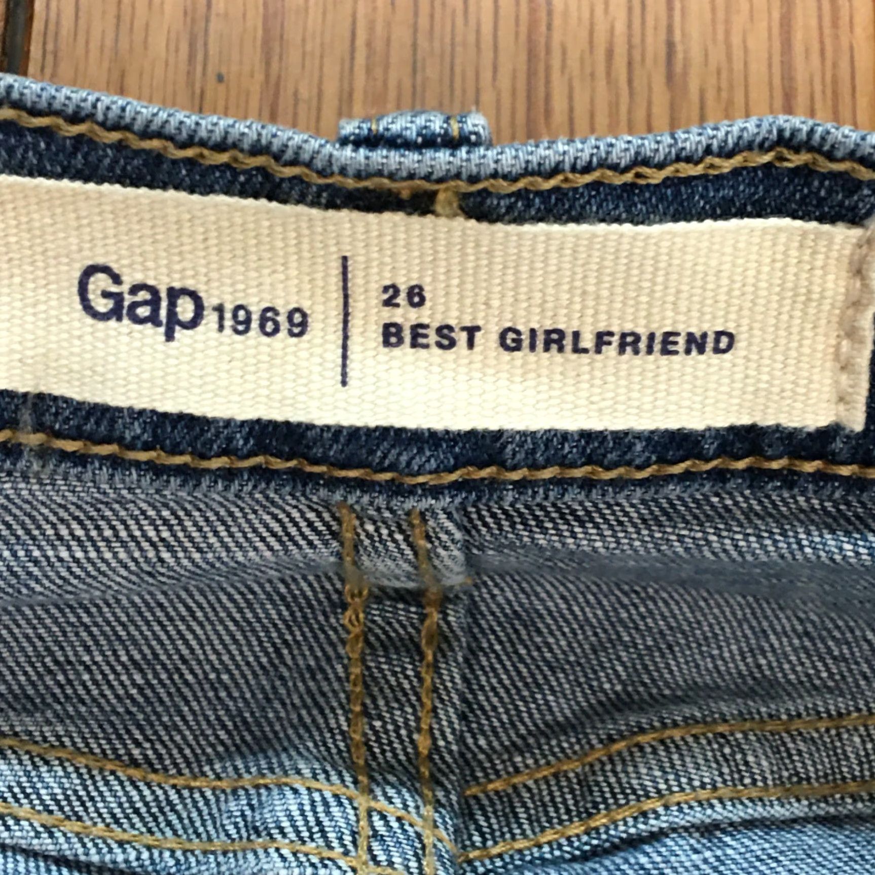 Gap Gap 1969 Best Girlfriend Jeans Distressed Regular Fit Blue Denim Size 26 Womens Size 26" / US 2 / IT 38 - 7 Thumbnail