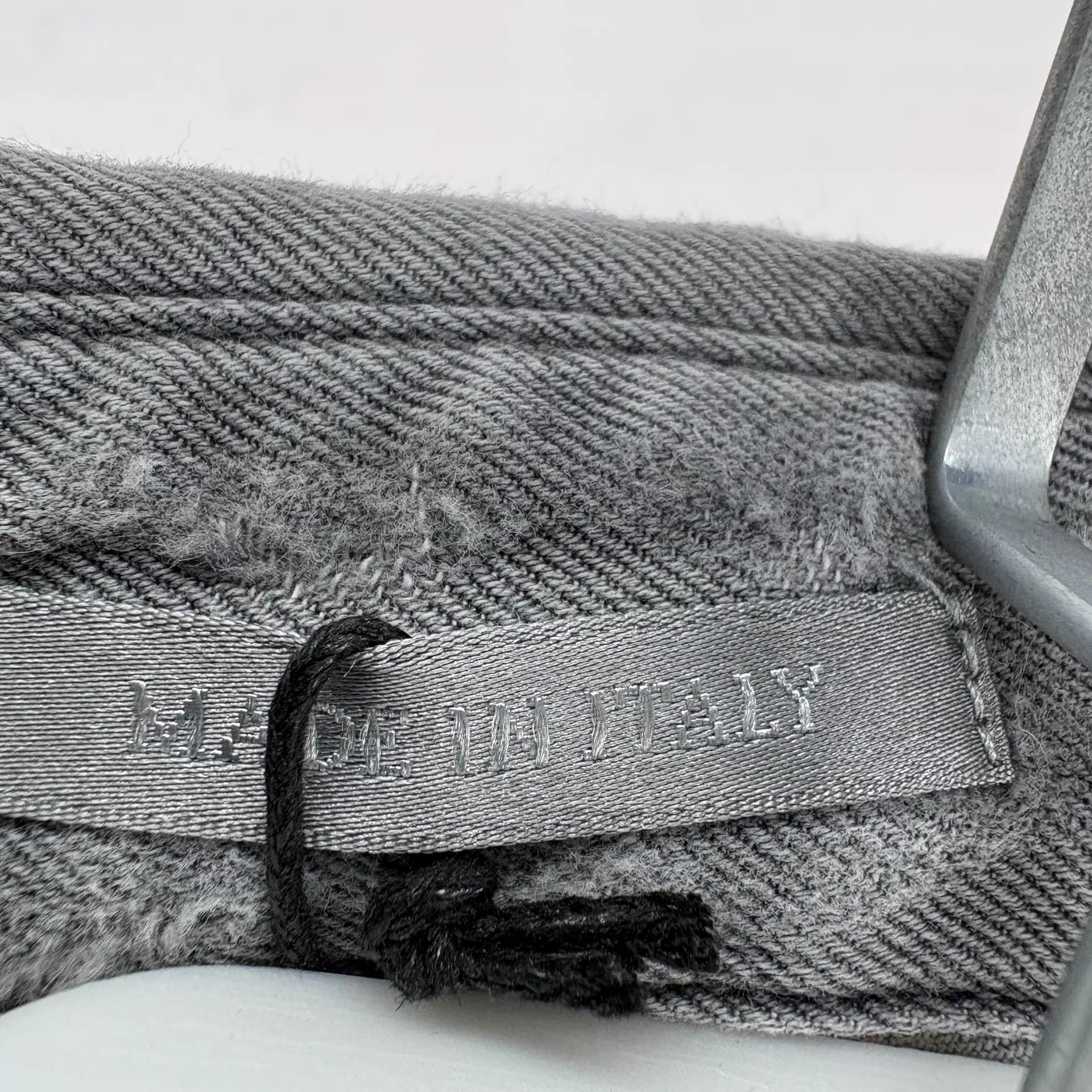 Dior Dior gray distressed leather logo shacket 40 M Size US M / EU 48-50 / 2 - 5 Thumbnail