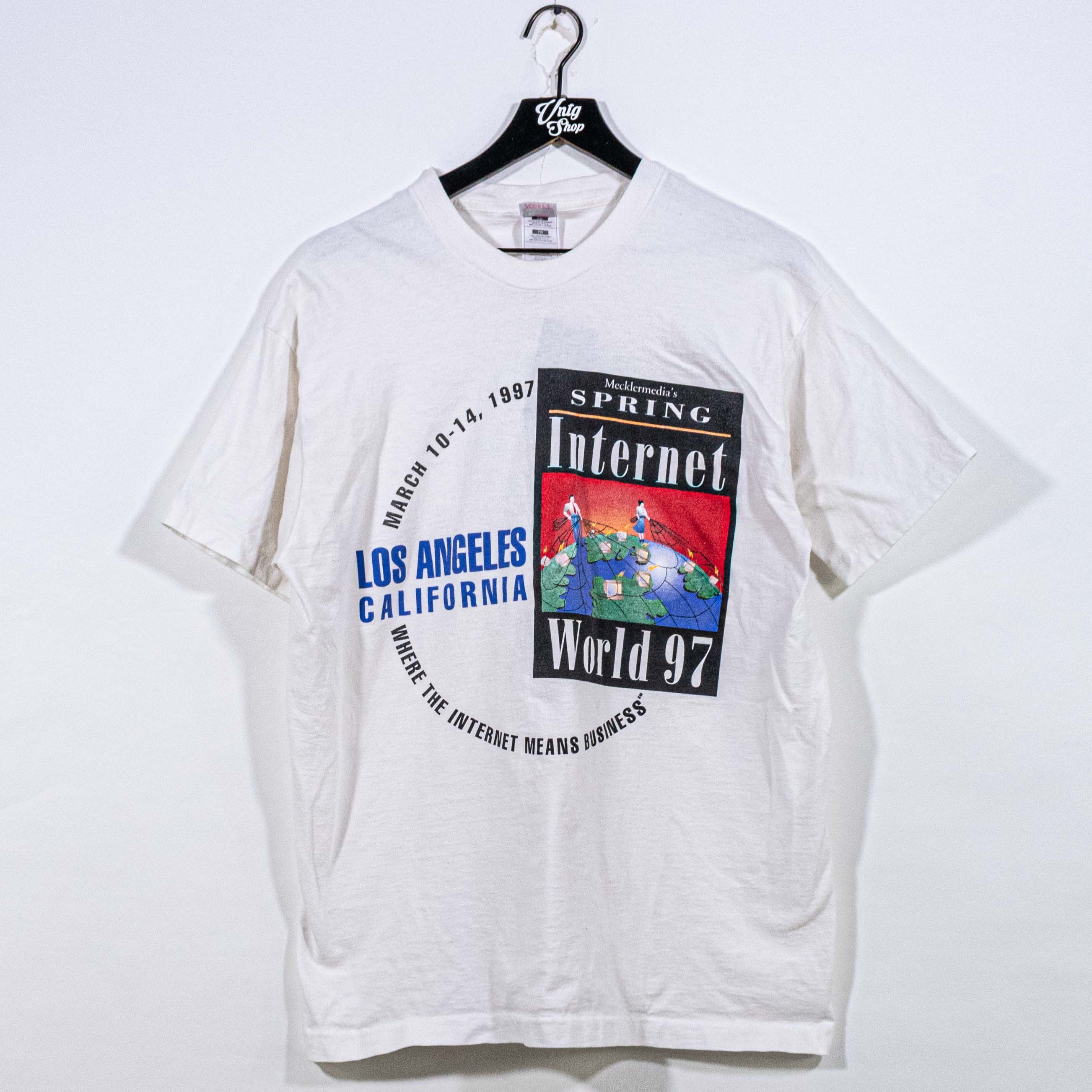 Vintage Vtg 1997 Internet World Tech Tee XL - USA Single Stitch Size US XL / EU 56 / 4 - 1 Thumbnail
