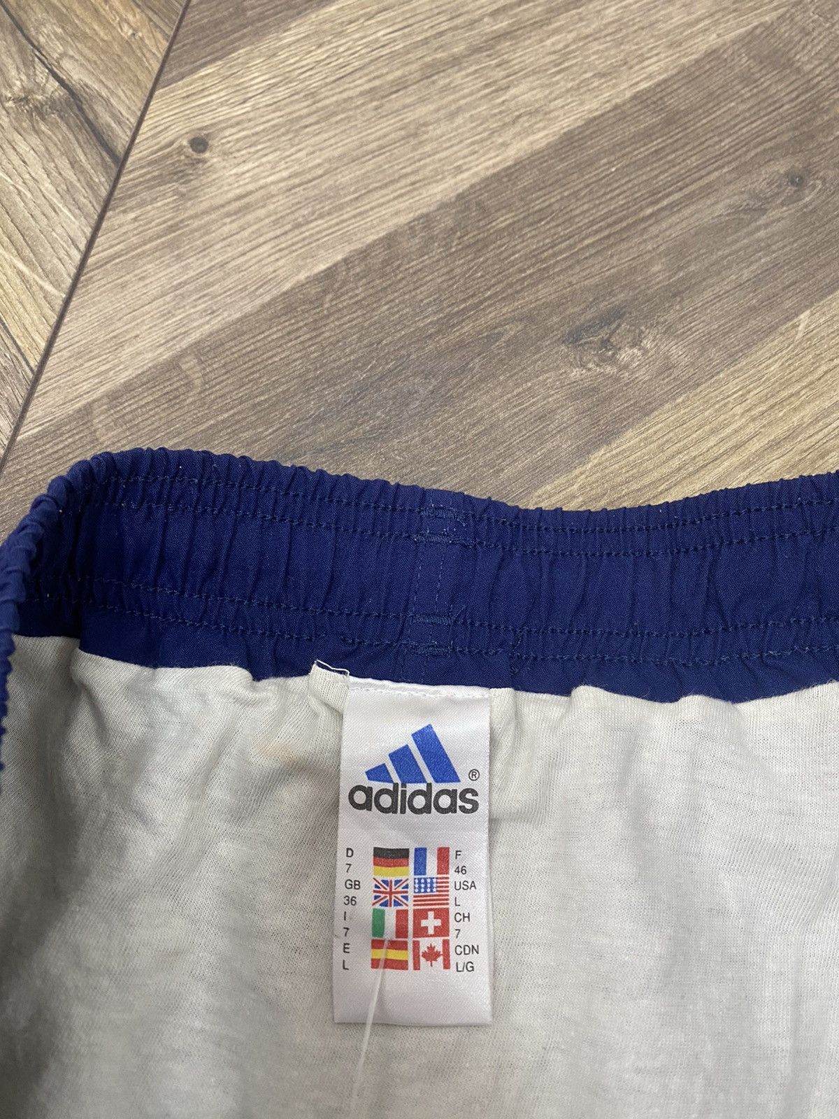 Adidas × Vintage Vintage Adidas 90s style shorts Size US 34 / EU 50 - 7 Thumbnail