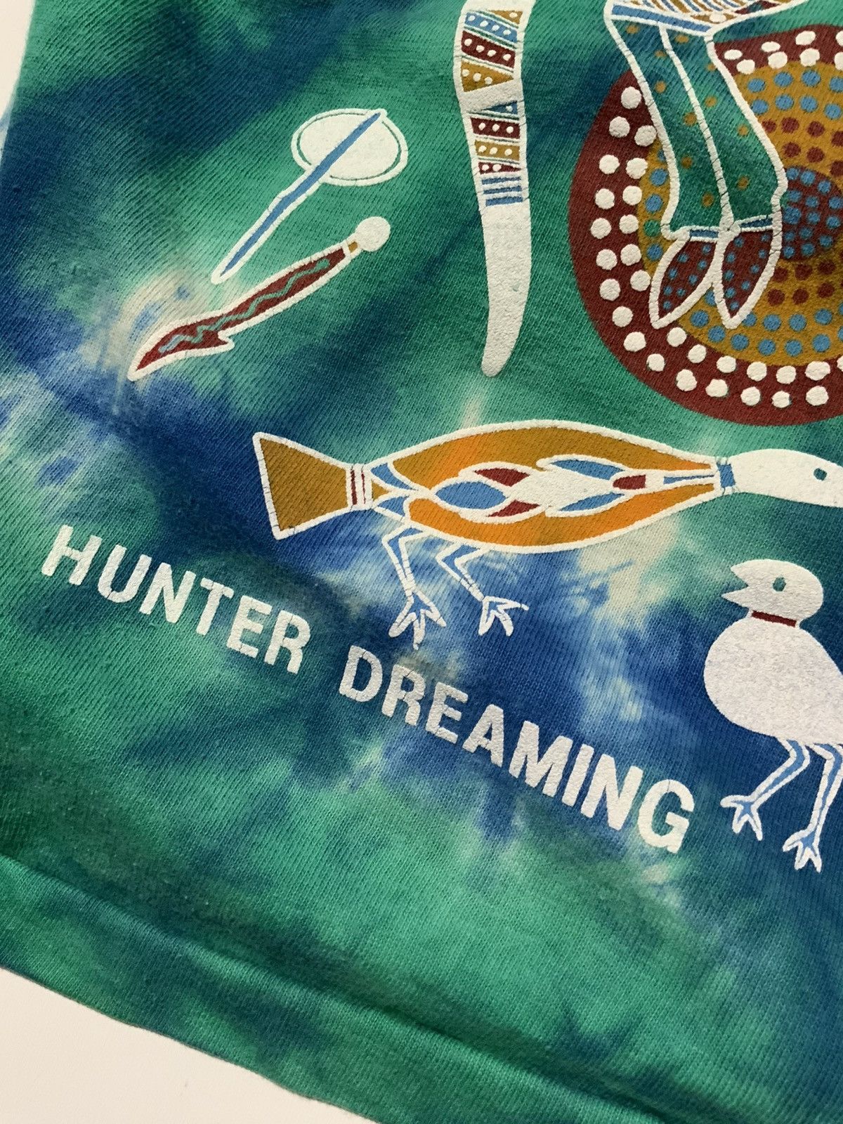 Vintage Vintage Churinga Australia Hunter Dreaming Aboriginal TShirt Size US XL / EU 56 / 4 - 8 Thumbnail