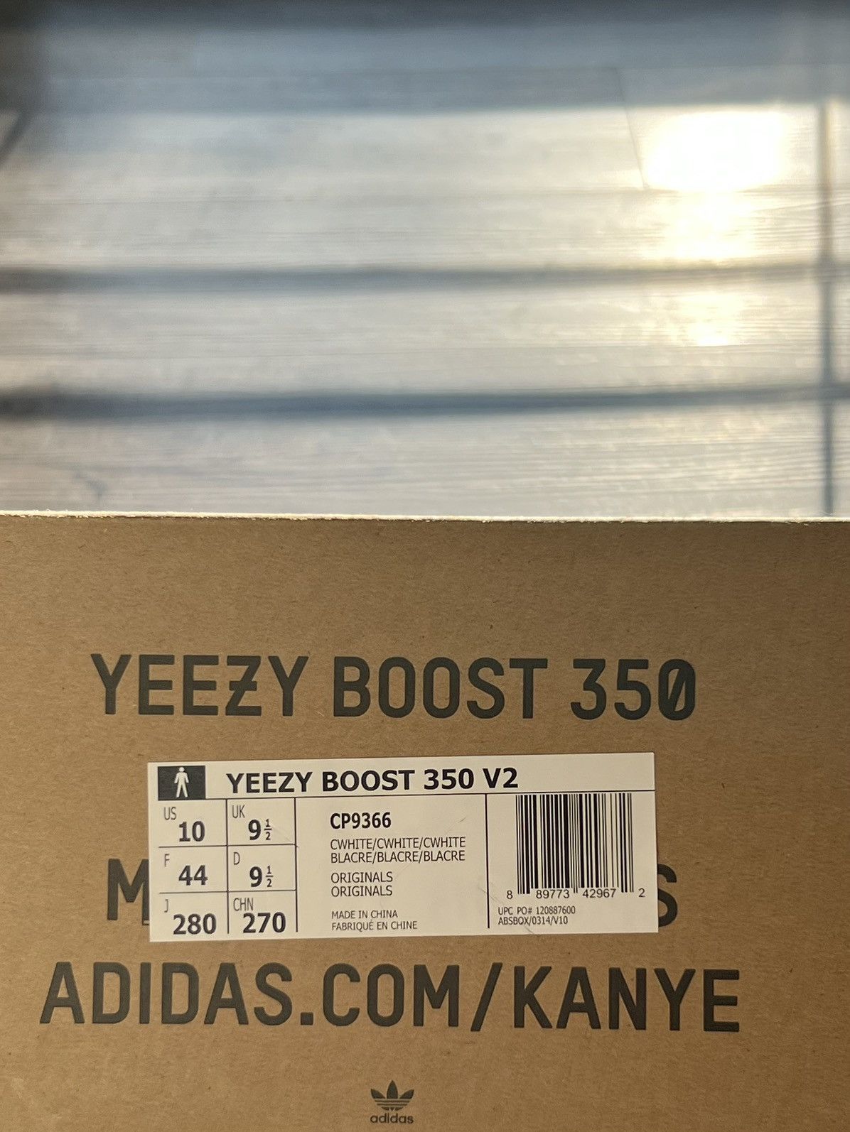 Yeezy Yeezy Boost 350 Cream White Size US 10 / EU 43 - 9 Thumbnail