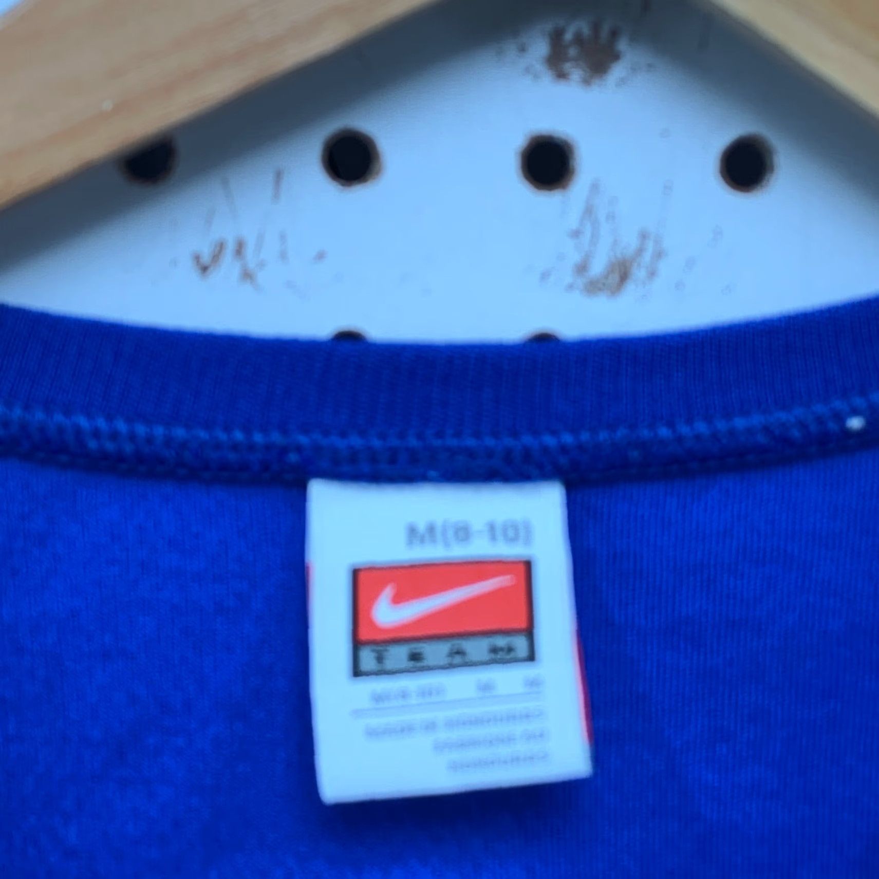 Nike VINTAGE Nike Active Shirt Womens M 90s White Blue Sleeveless Nike Dri-Fit T-Shirt - Womens Size M / US 6-8 / IT 42-44 - 6 Thumbnail
