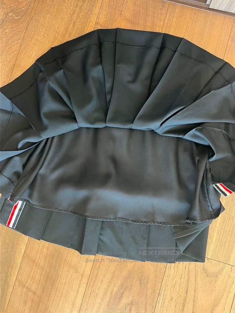 Thom Browne Thom Browne accordion pleated skirt Size 27" / US 4 / IT 40 - 8 Thumbnail