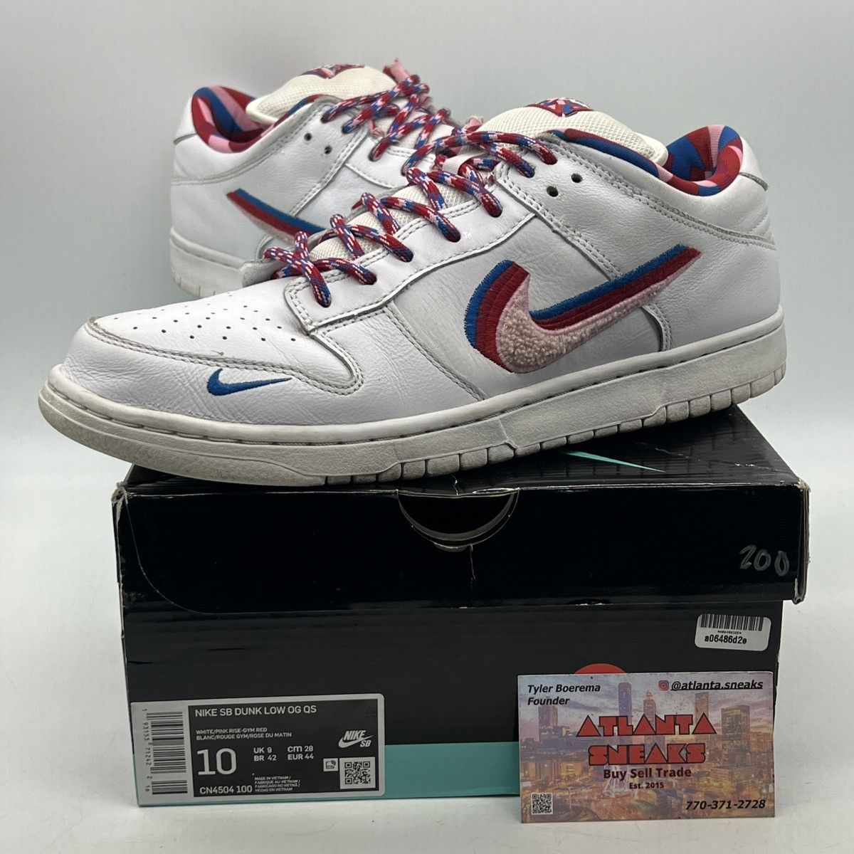 image of Parra X Nike Dunk Low Sb Qs Shoes in White, Men's (Size 10)