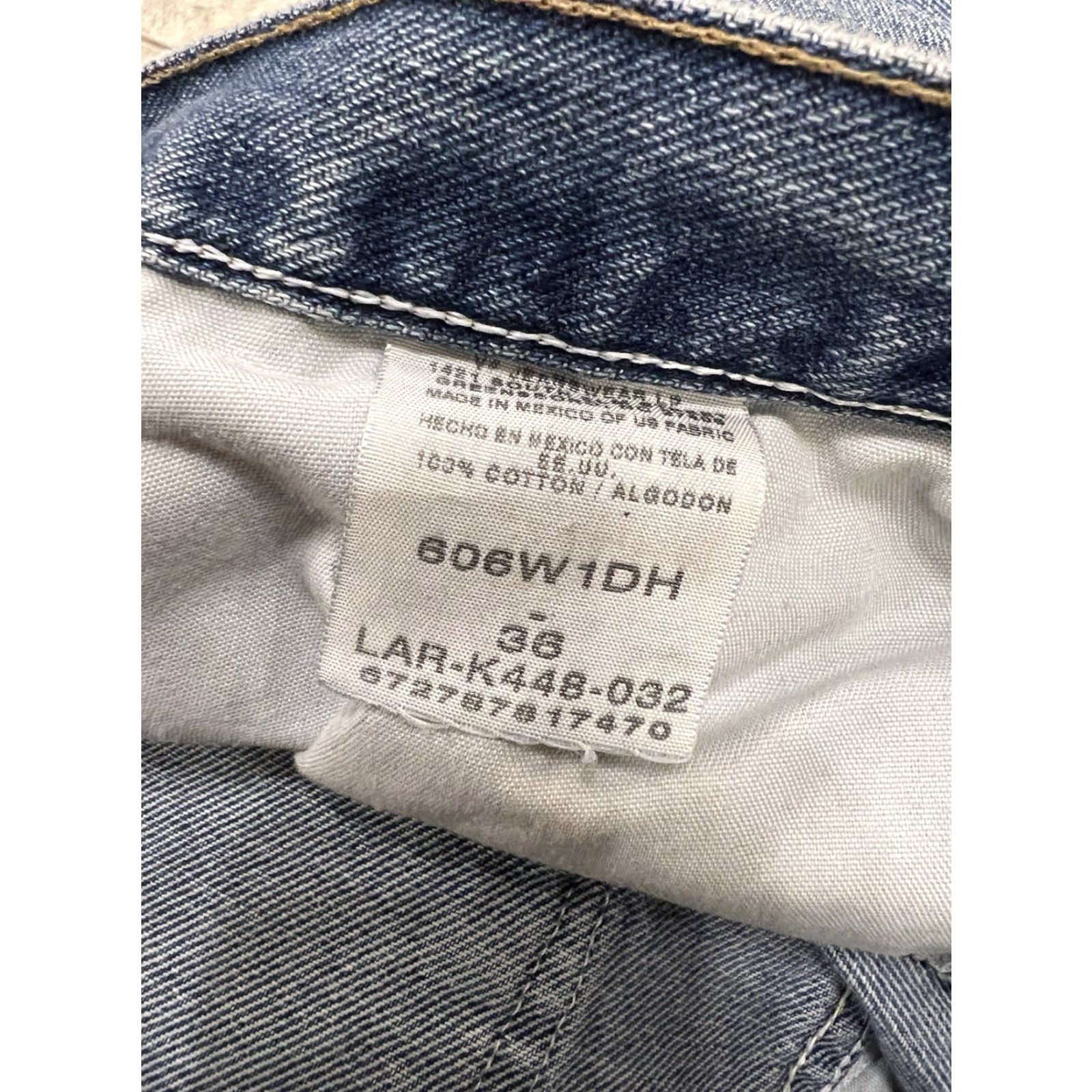 Wrangler Wrangler Denim 36 Mens Relaxed Fit 9" Shorts Bermuda Jorts Distressed Denim Blue Light Wash 5 Pocket Cargo Workwear Casual Outdoor Mens Size US 36 / EU 52 - 7 Thumbnail