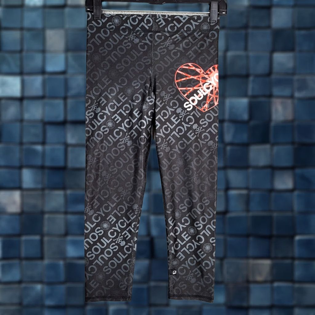 Terez Terez Women’s Black Logo Printed Spellout Capris Size S Capri Leggings Size 28" / US 6 / IT 42 - 1 Thumbnail