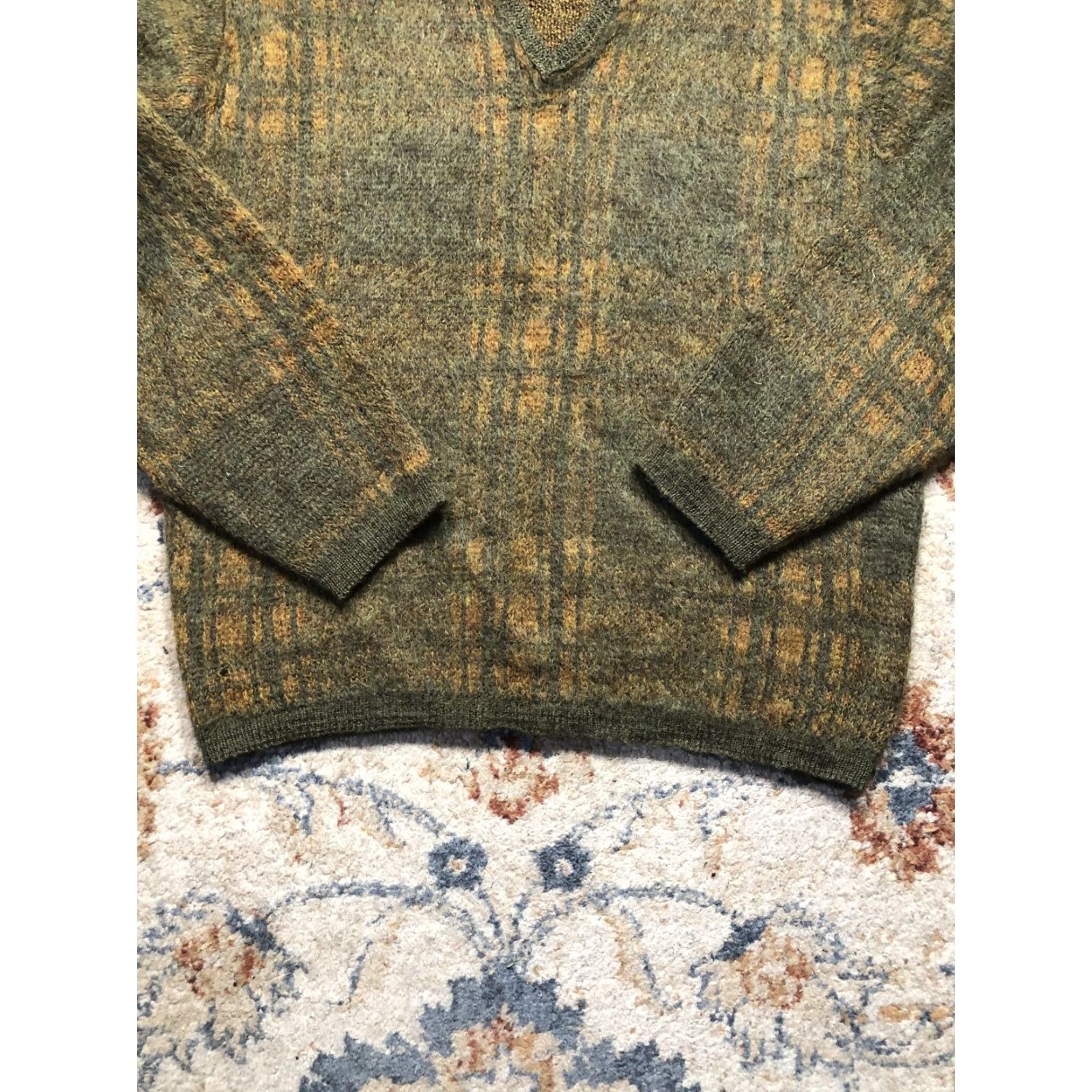 Jantzen VINTAGE Jantzen Sweater Mens Small Mohair Wool Plaid Pullover 60s USA Knit V-Neck Green/Brown Ladies? Size US S / EU 44-46 / 1 - 5 Thumbnail