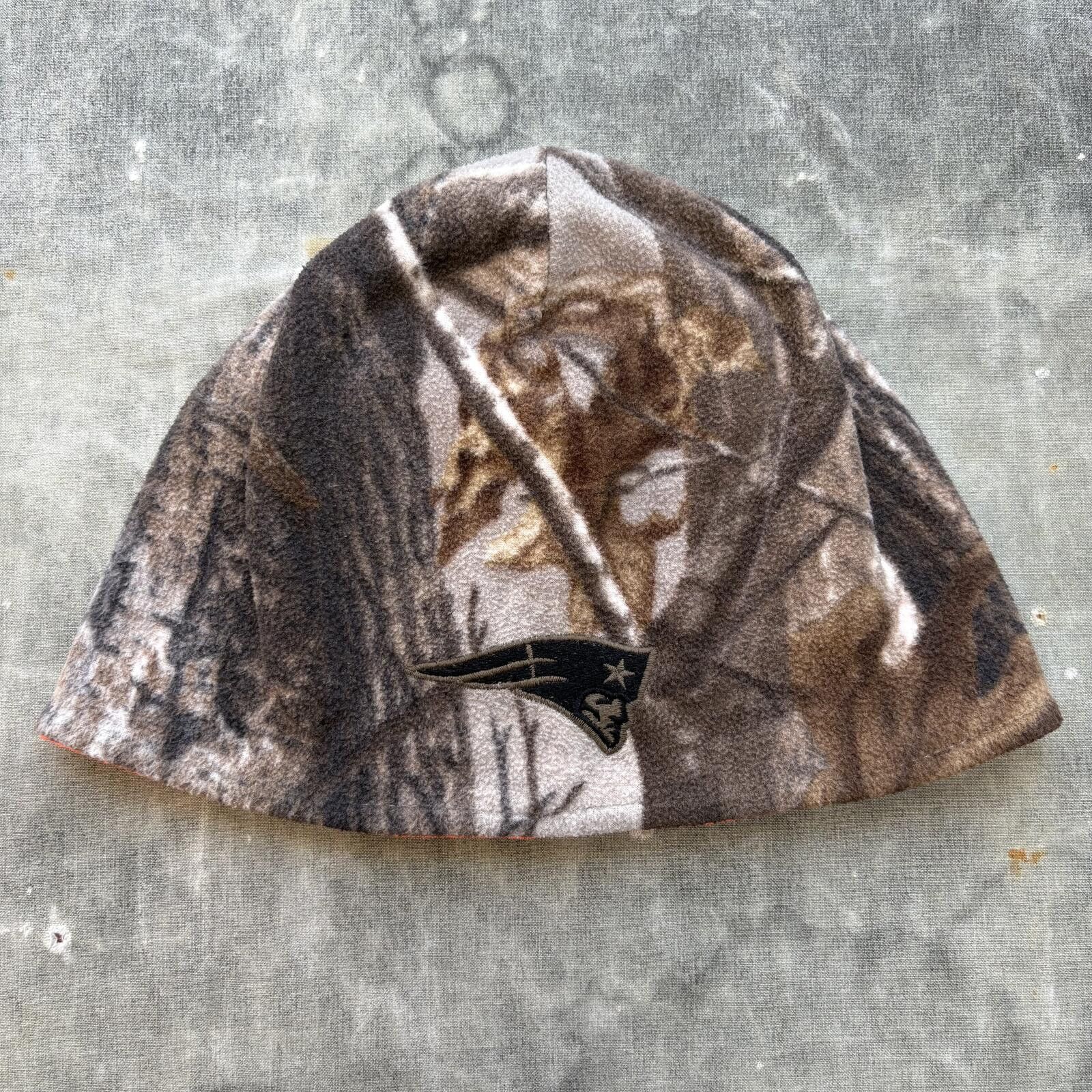 NFL Vintage Y2K New England Patriots Reversible Camo NFL Beanie Size ONE SIZE - 1 Thumbnail