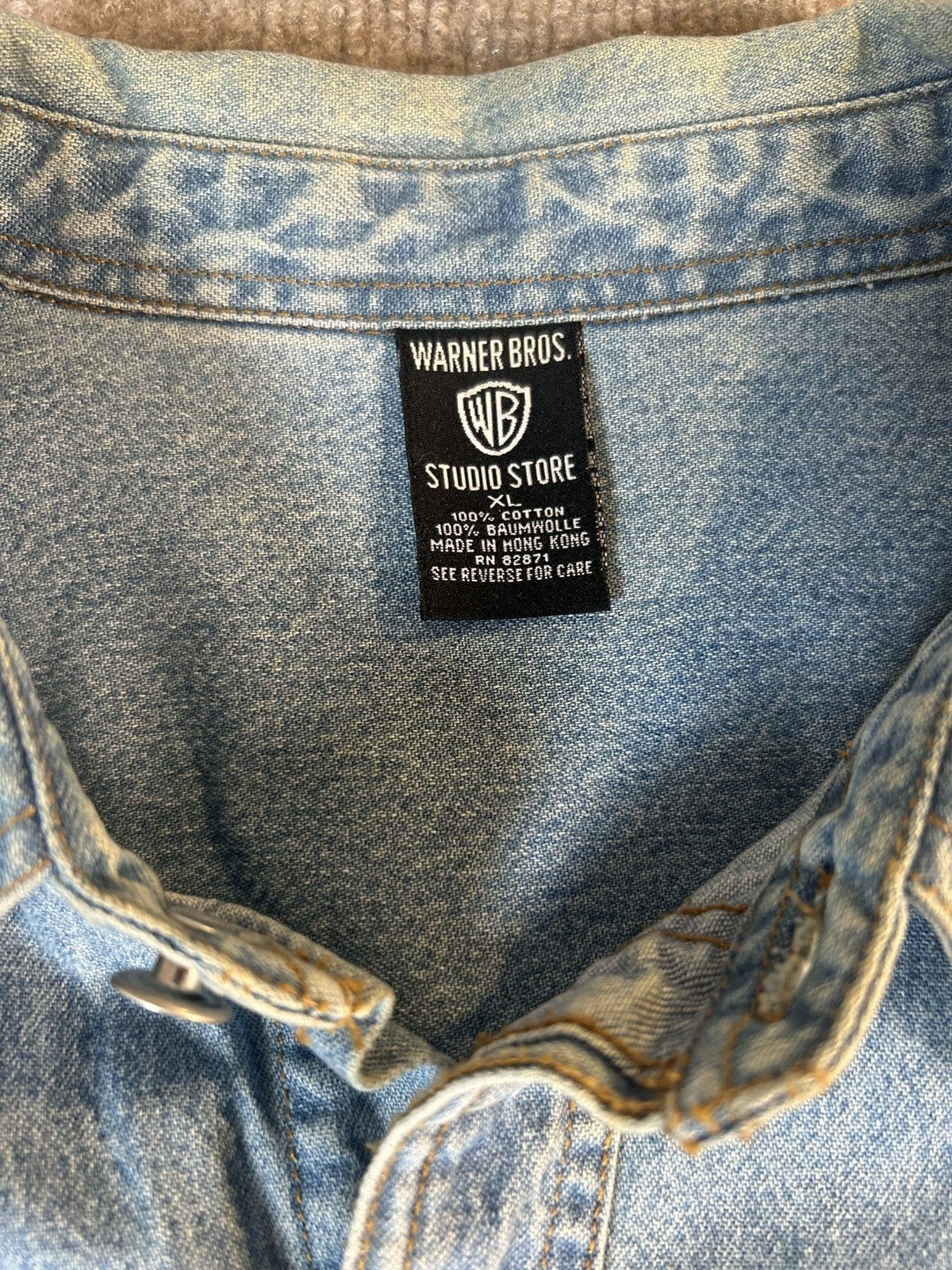 Other Vintage 90s Warner Bros. Studio denim Wile E. Coyote 0087 Size US XL / EU 56 / 4 - 3 Thumbnail
