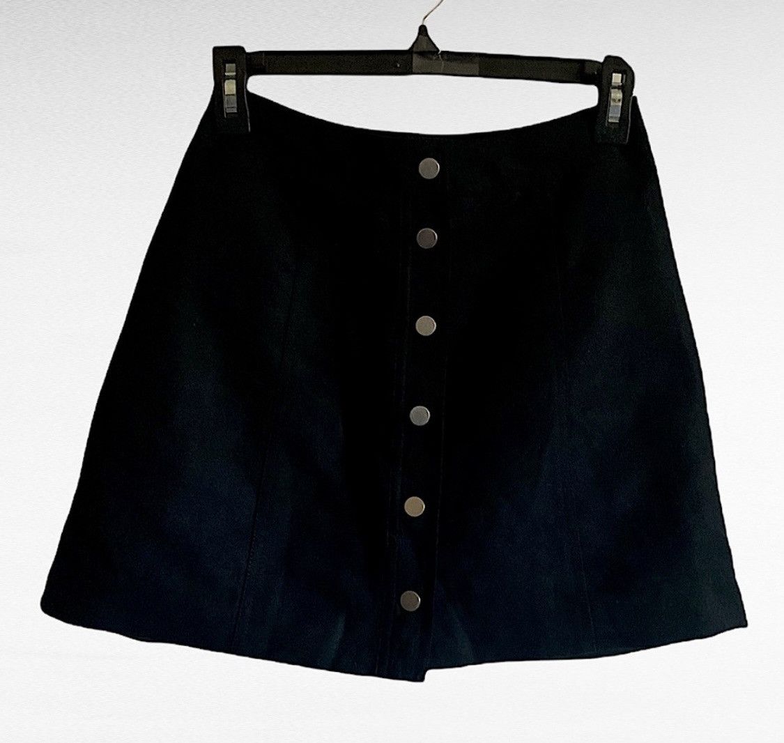 Divided BLACK SUEDE BUTTON UP HIGH WAIST MINI SKIRT Size 26" / US 2 / IT 38 - 4 Thumbnail