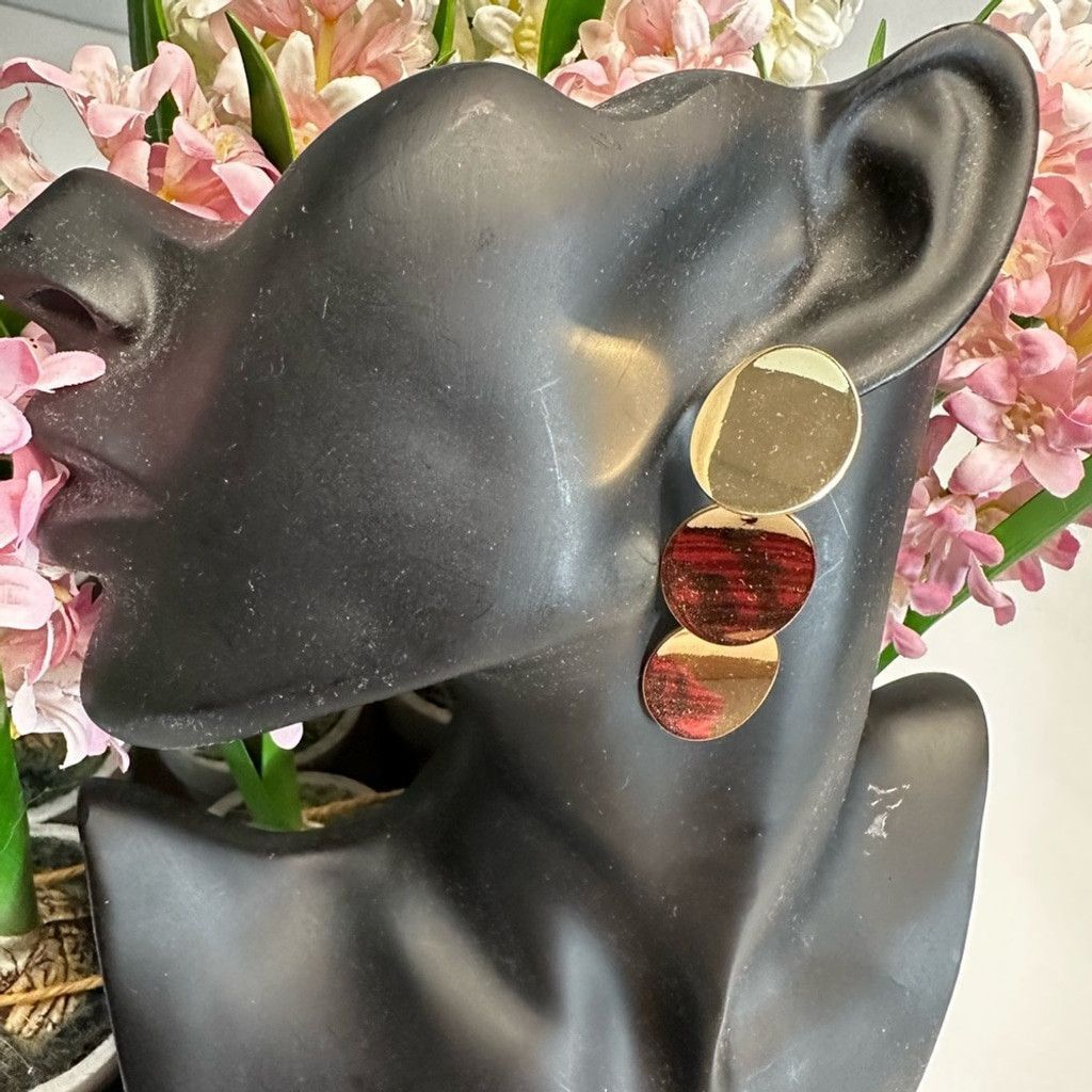 Other Beautifulcircles gold plated Earrings In excellent condition Size ONE SIZE - 3 Thumbnail