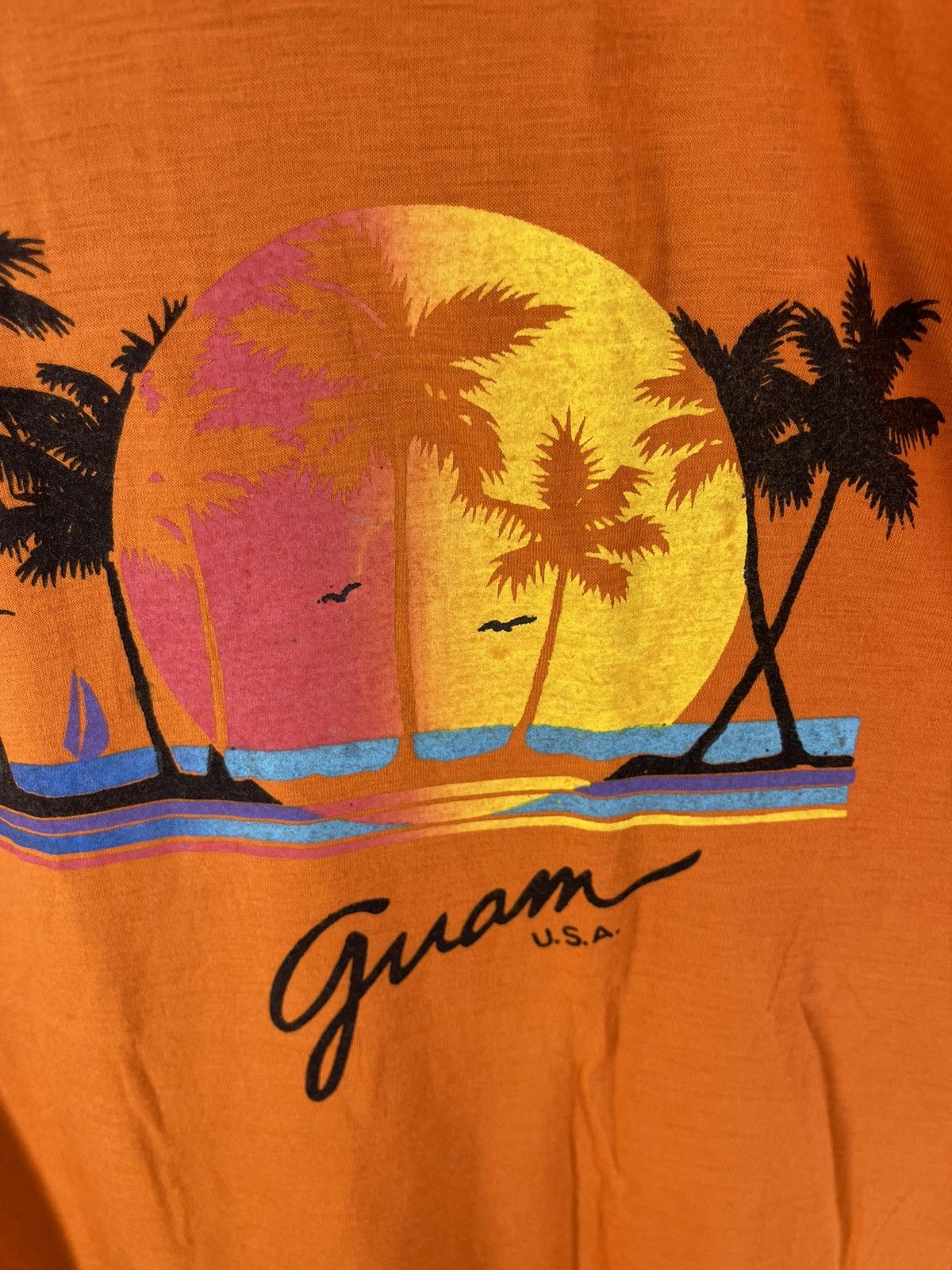 Vintage Vintage 80's Hawaiian Guam USA Oren Shirt Tee Size US L / EU 52-54 / 3 - 3 Thumbnail
