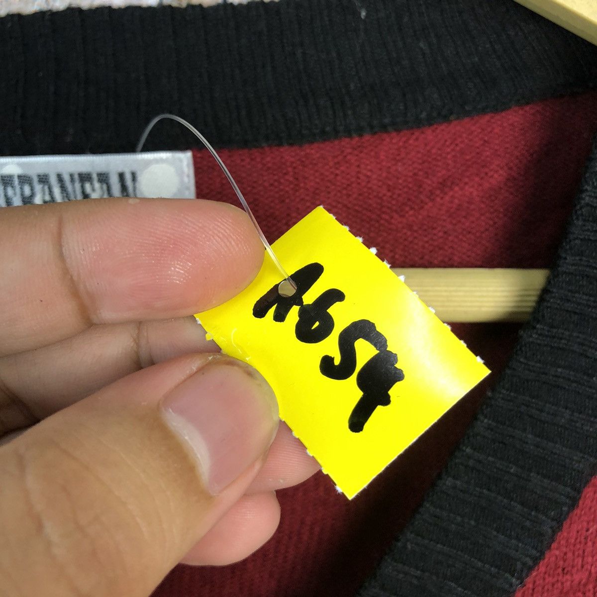 Homespun Knitwear × Japanese Brand Beranfan Red Maroon Cardigan vintage #A654 Size US M / EU 48-50 / 2 - 12 Thumbnail