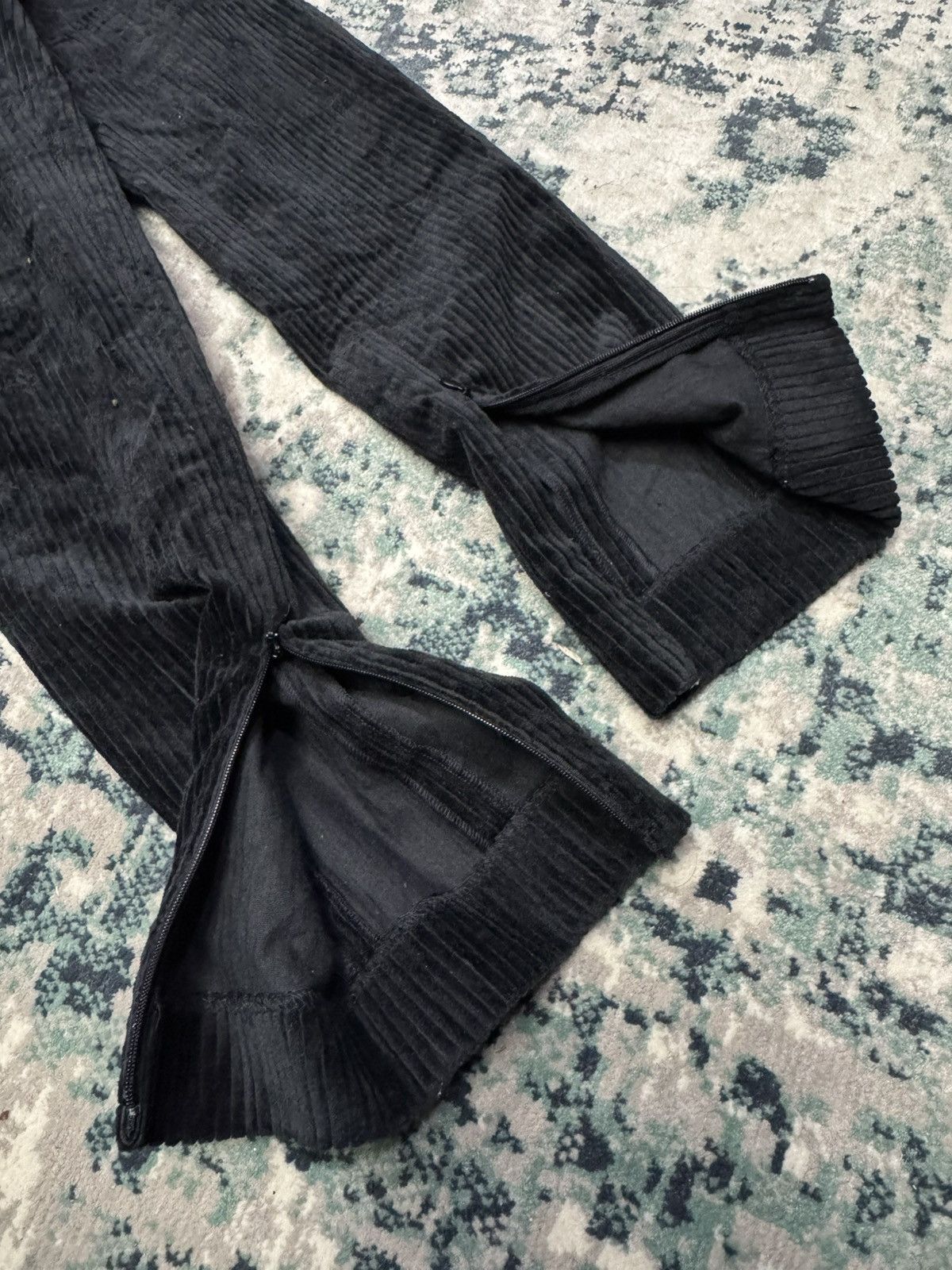 Haider Ackermann HAIDER ACKERMANN VELVET SUEDE PANTS SIZE 24 MANUAL Size 24" / US 00 / IT 34 - 9 Thumbnail