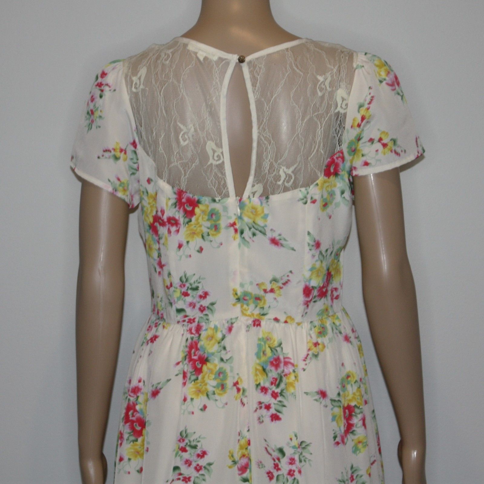 Other Under Skies Bloom for Improvement Cream Floral Print Dress Size M / US 6-8 / IT 42-44 - 11 Thumbnail
