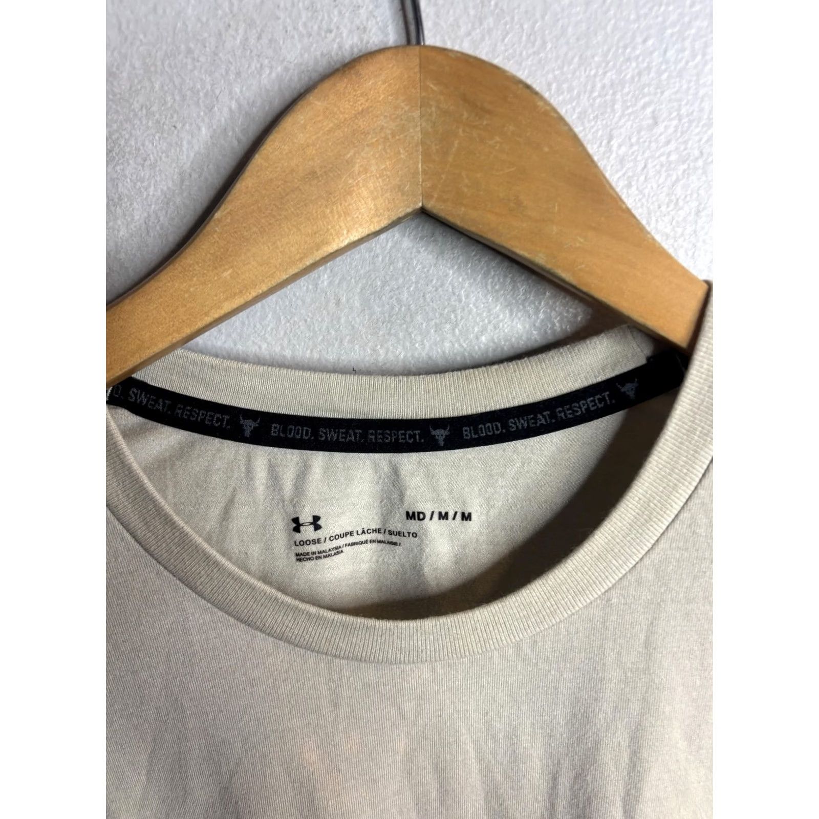 Under Armour Under Armour Project Rock Shirt Mens Medium Beige Blood Sweat Respect Graphic Size US M / EU 48-50 / 2 - 3 Thumbnail