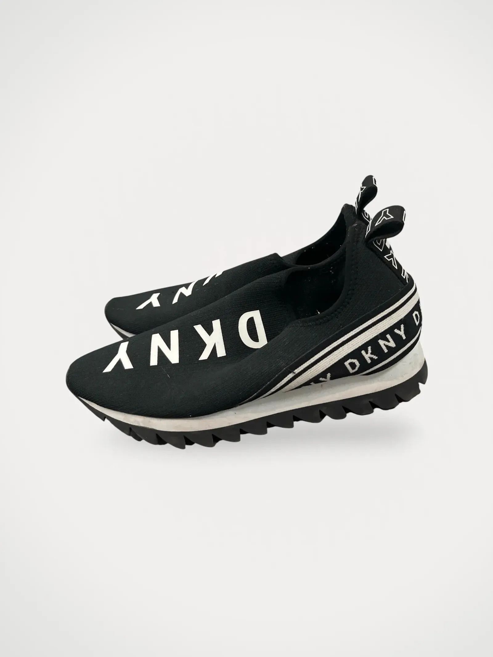 DKNY DKNY Sneakers Size US 6 / IT 36 - 1 Thumbnail