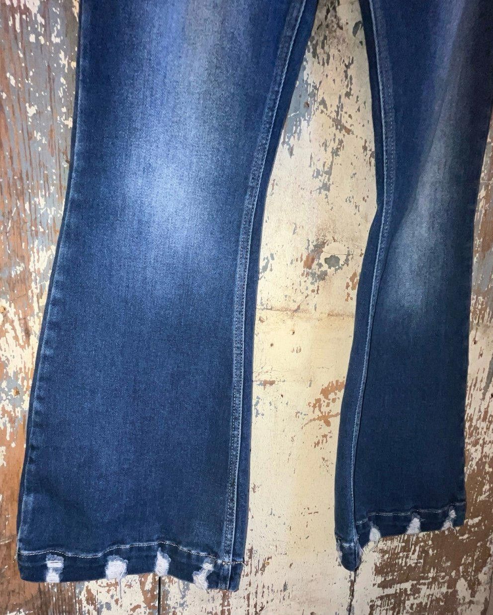 Designer Kancan Kurvy Mid Rise Flare Jeans size 28 Size 28" / US 6 / IT 42 - 3 Thumbnail