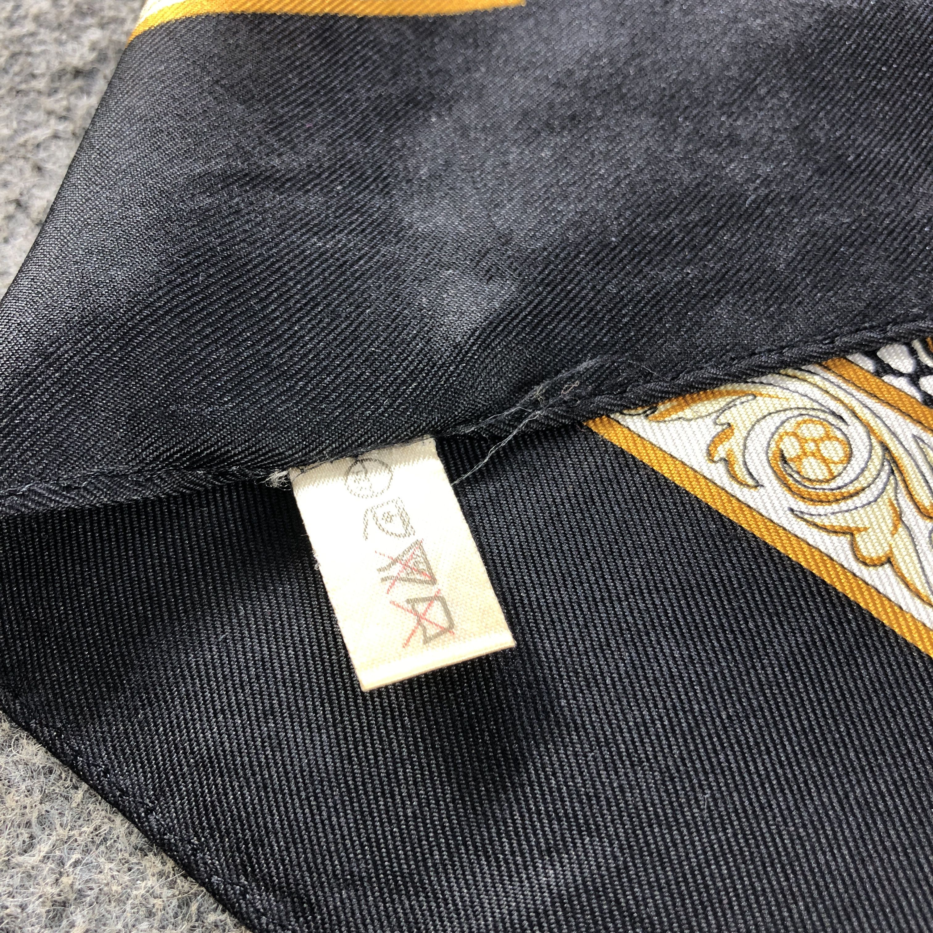 Vintage Vintage Luxury Abstract Baroque Silk Scarf M1362 Size ONE SIZE - 5 Thumbnail