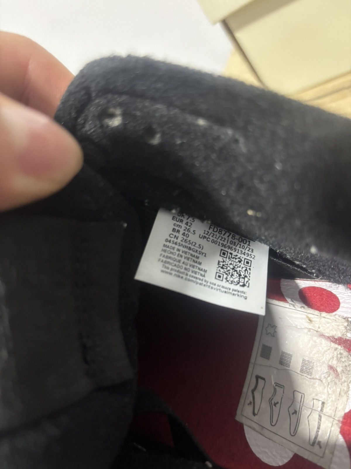 Nike SB Dunk sb supreme remelzze 8.5 Size US 8.5 / EU 41-42 - 7 Thumbnail